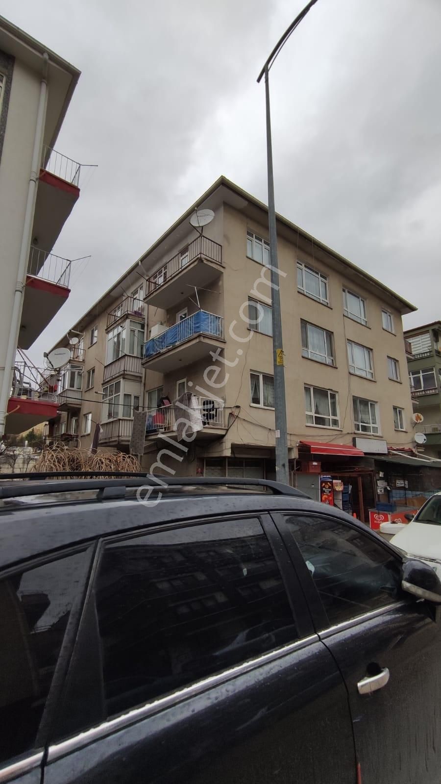 Demirlibahçe De Acil Satılık Katta 3+1 Daire - Görsel 22