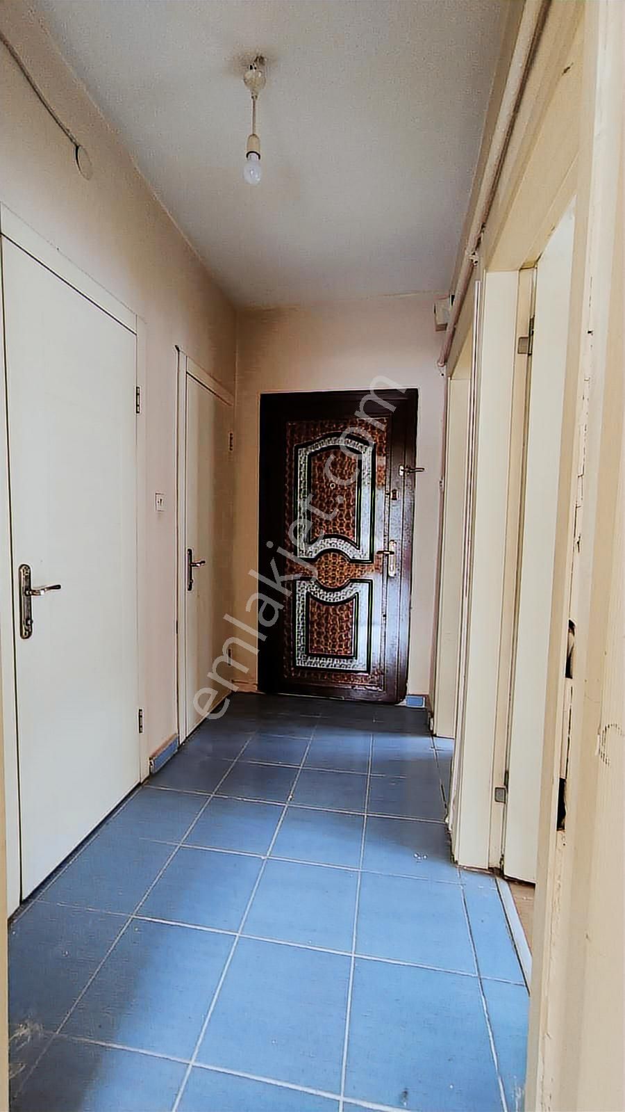 Demirlibahçe De Acil Satılık Katta 3+1 Daire - Görsel 9