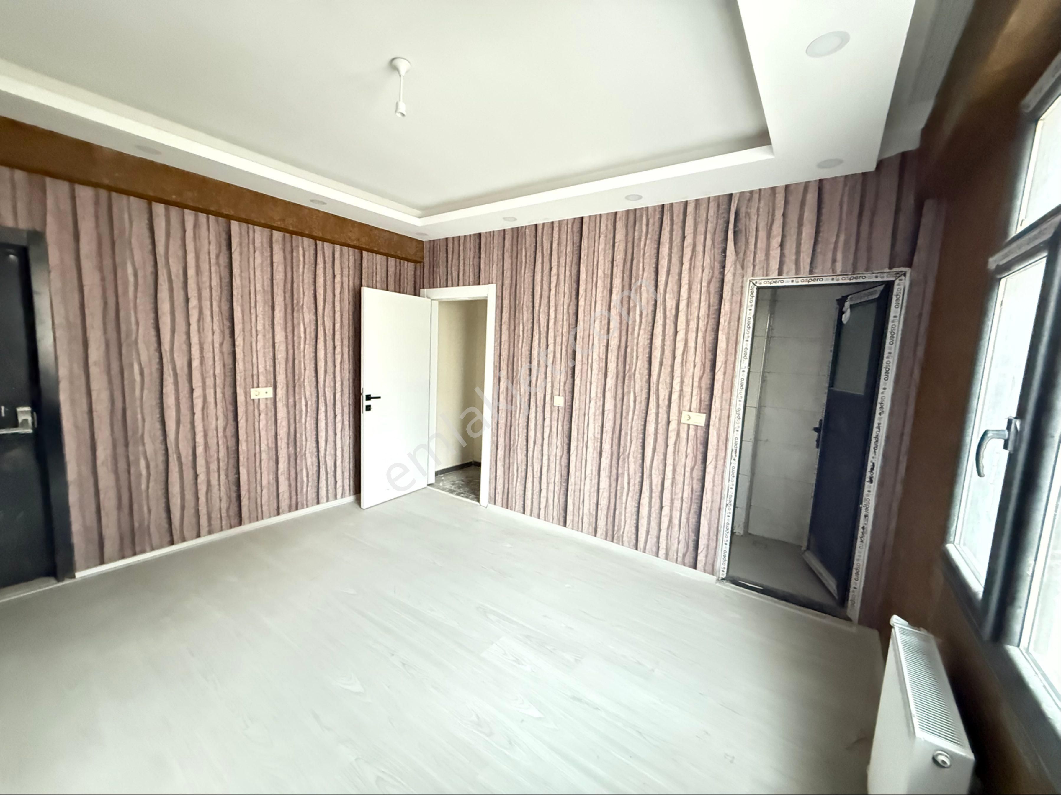 Cadde Seyrandan Satlık 3+1 Ara Kat - Görsel 15