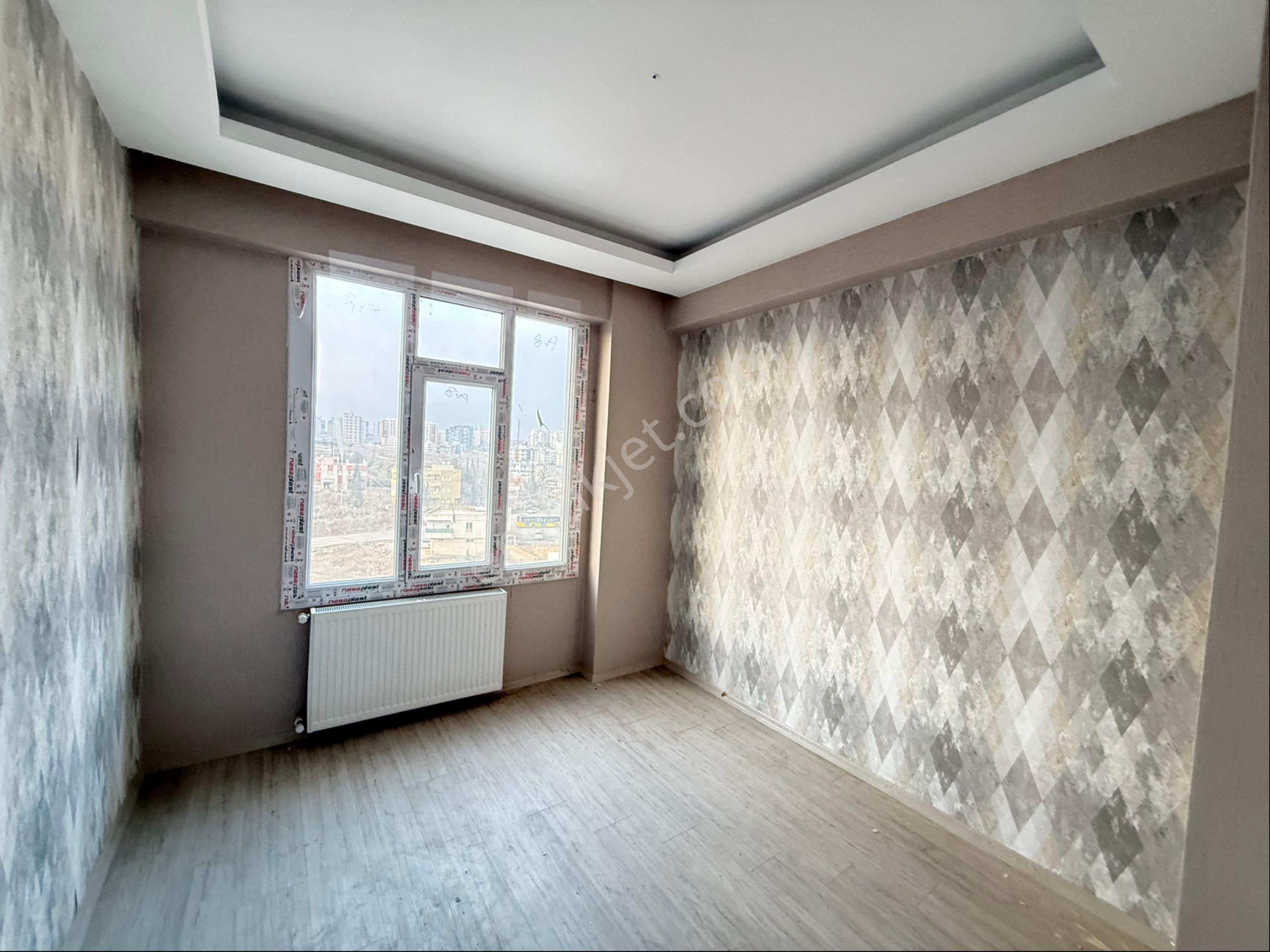 Cadde Seyrandan Satlık 3+1 Ara Kat - Görsel 7