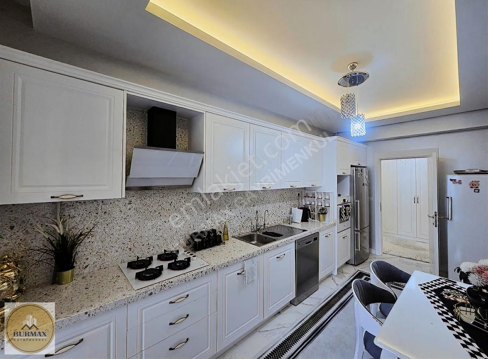 Burmax Gayrimenkul'den Alpiş Aden House'da Satılık Eşyalı Daire - Görsel 4