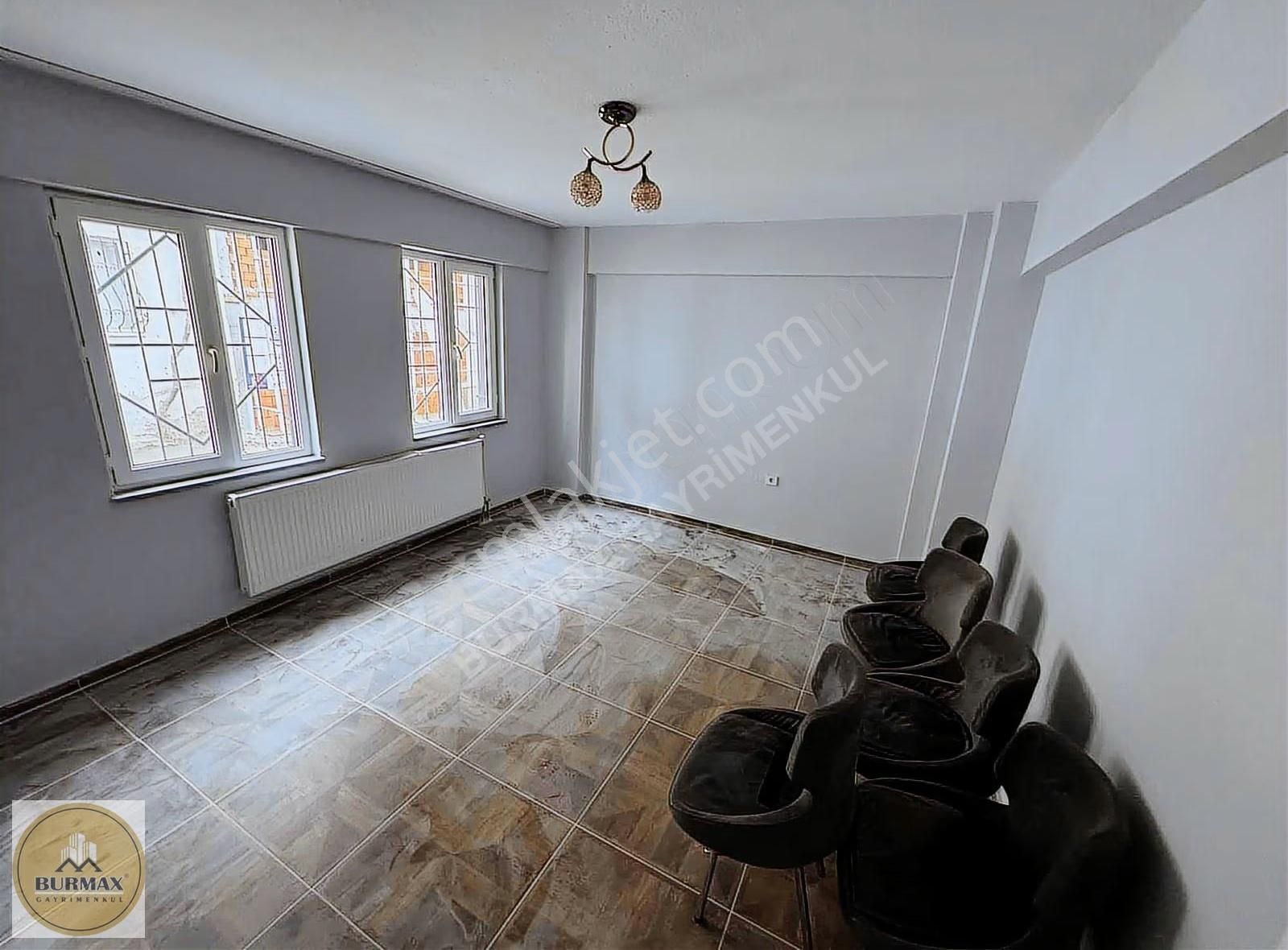 Burmax Gayrimenkul'den Vatan Mahallesi'nde 2+1 Kiralık Daire - Görsel 5