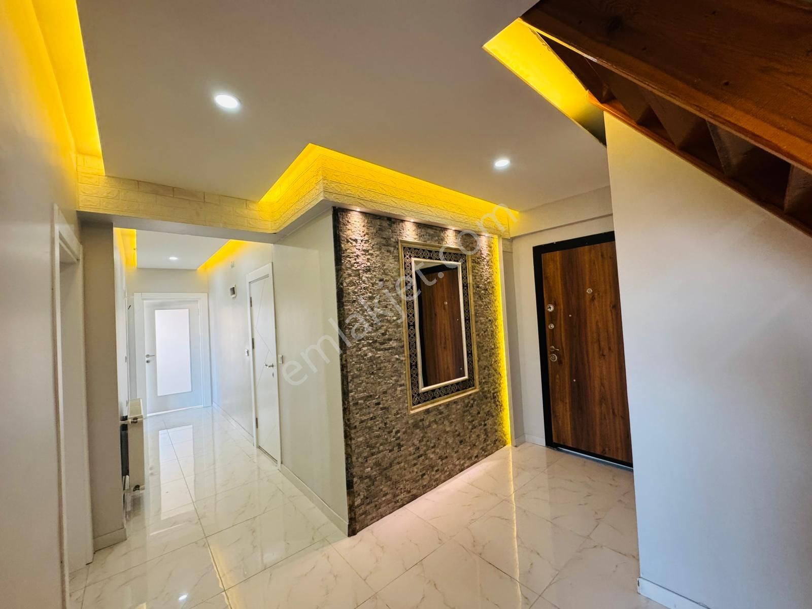 Merpa'dan __fevzi Paşa Mah'de__ana Cadde Üzeri / Acil Satılık/ Öncephe Dublex 4+1 - Görsel 4