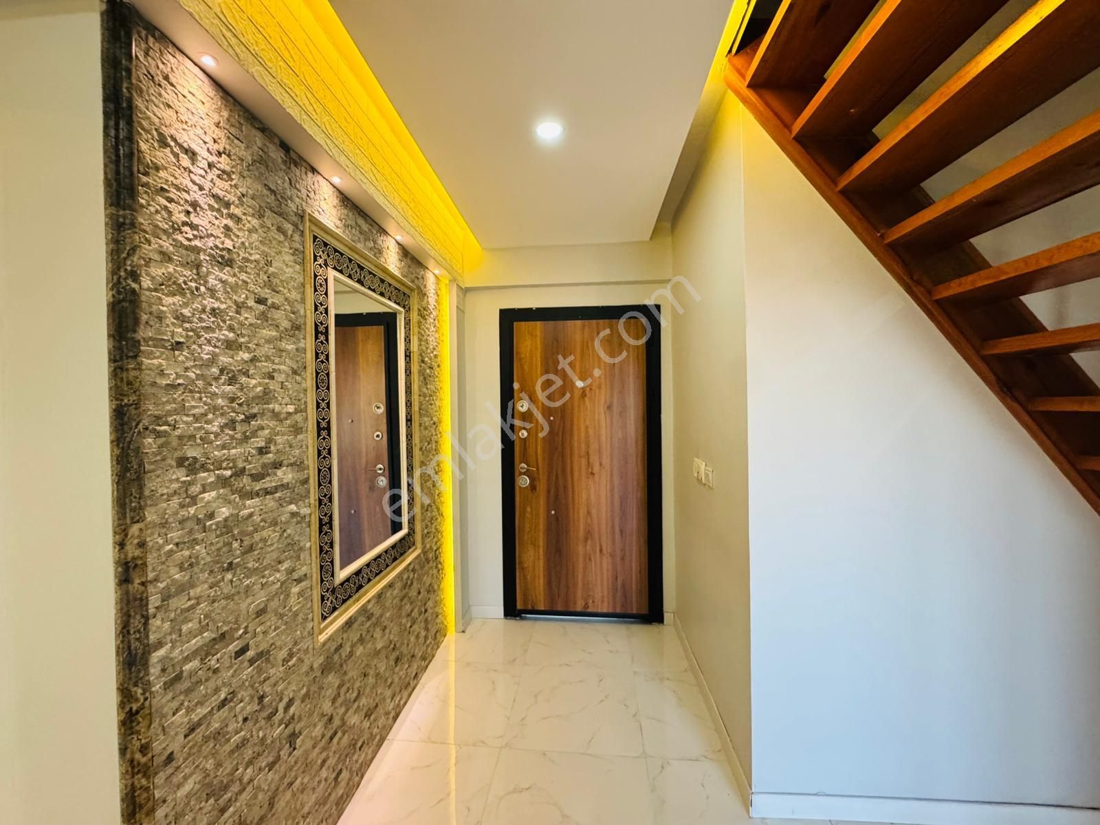 Merpa'dan __fevzi Paşa Mah'de__ana Cadde Üzeri / Acil Satılık/ Öncephe Dublex 4+1 - Görsel 33