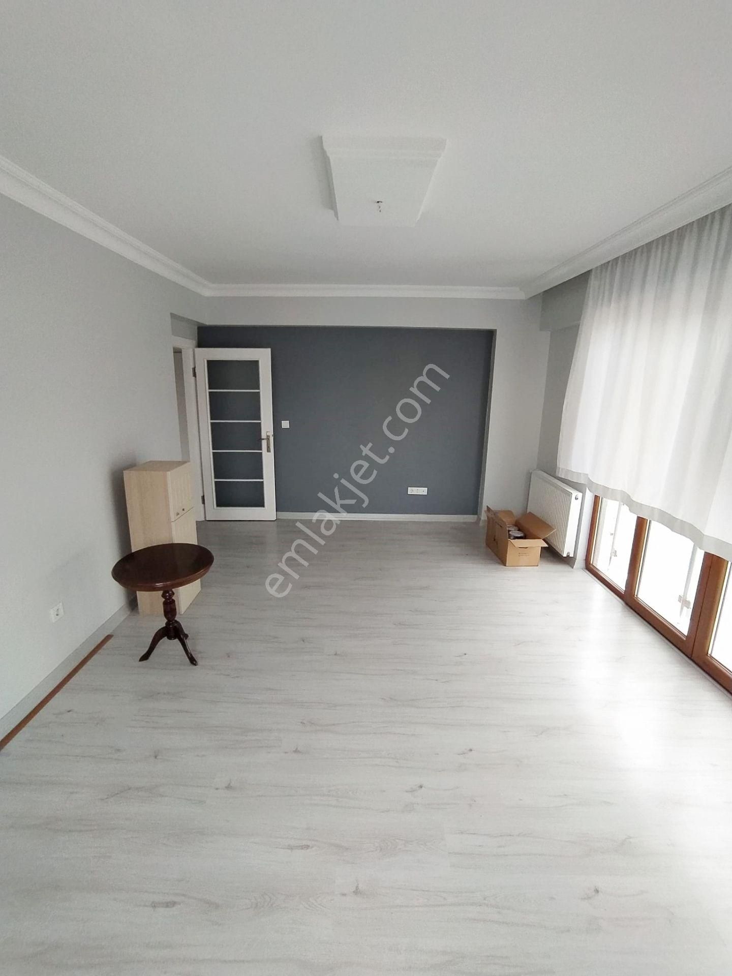 Mertcan Dan Cumhuriyet Mah İçi Full Yenilenmiş 2+1 Ankastreli - İskanlı - Görsel 6