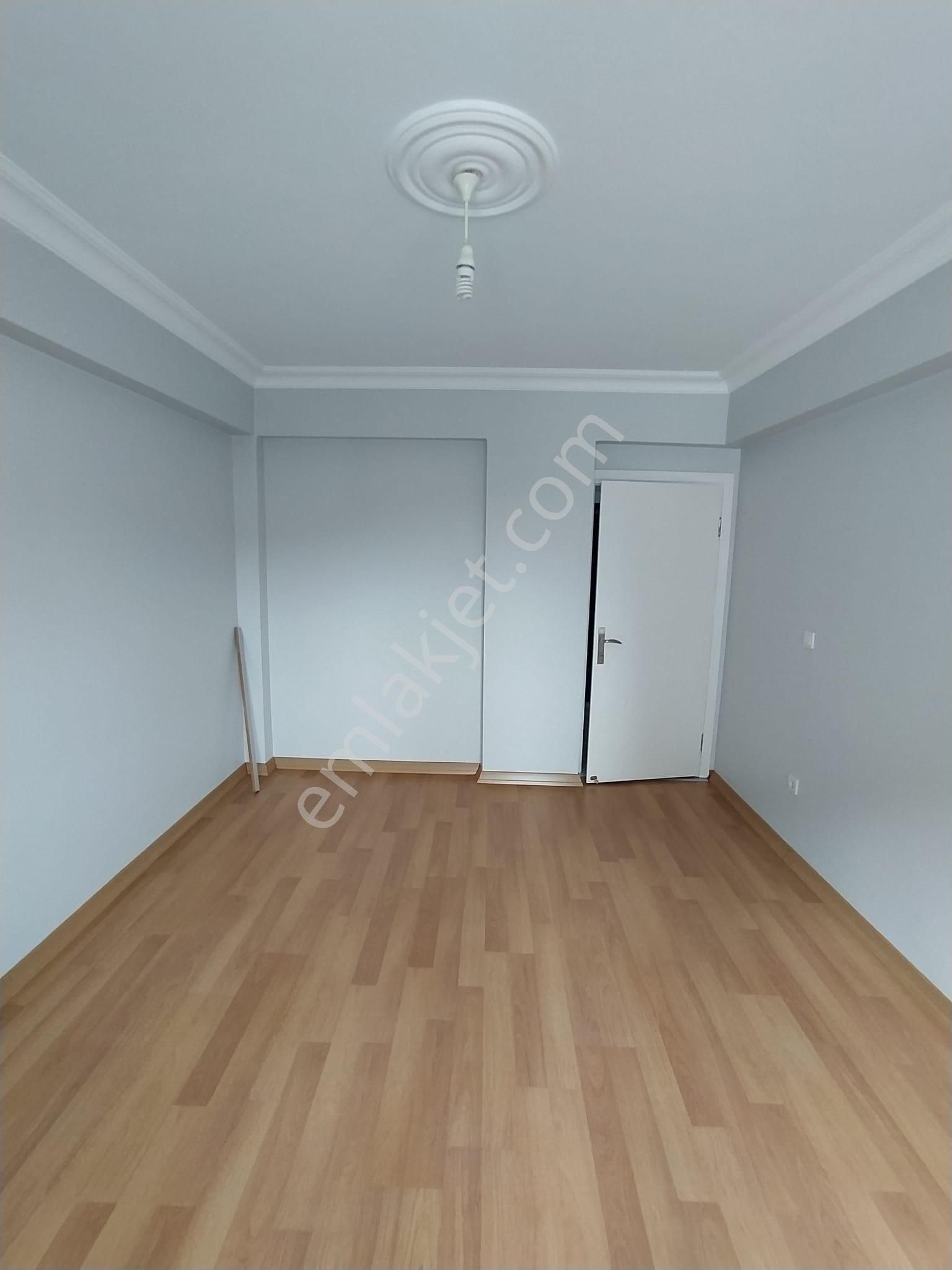 Mertcan Dan Cumhuriyet Mah İçi Full Yenilenmiş 2+1 Ankastreli - İskanlı - Görsel 11