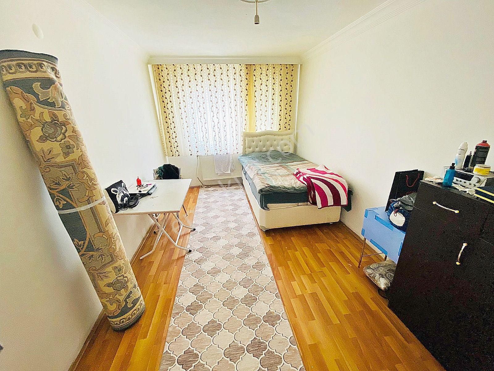 Ekin Mahallesinde Geniş Çift Balkonlu Katta 3+1 Satılık Daire !! - Görsel 16