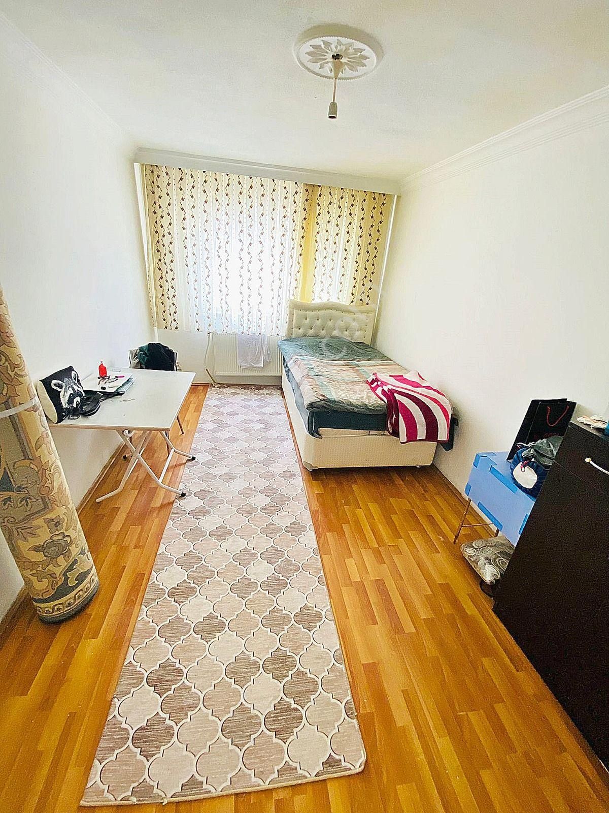 Ekin Mahallesinde Geniş Çift Balkonlu Katta 3+1 Satılık Daire !! - Görsel 14