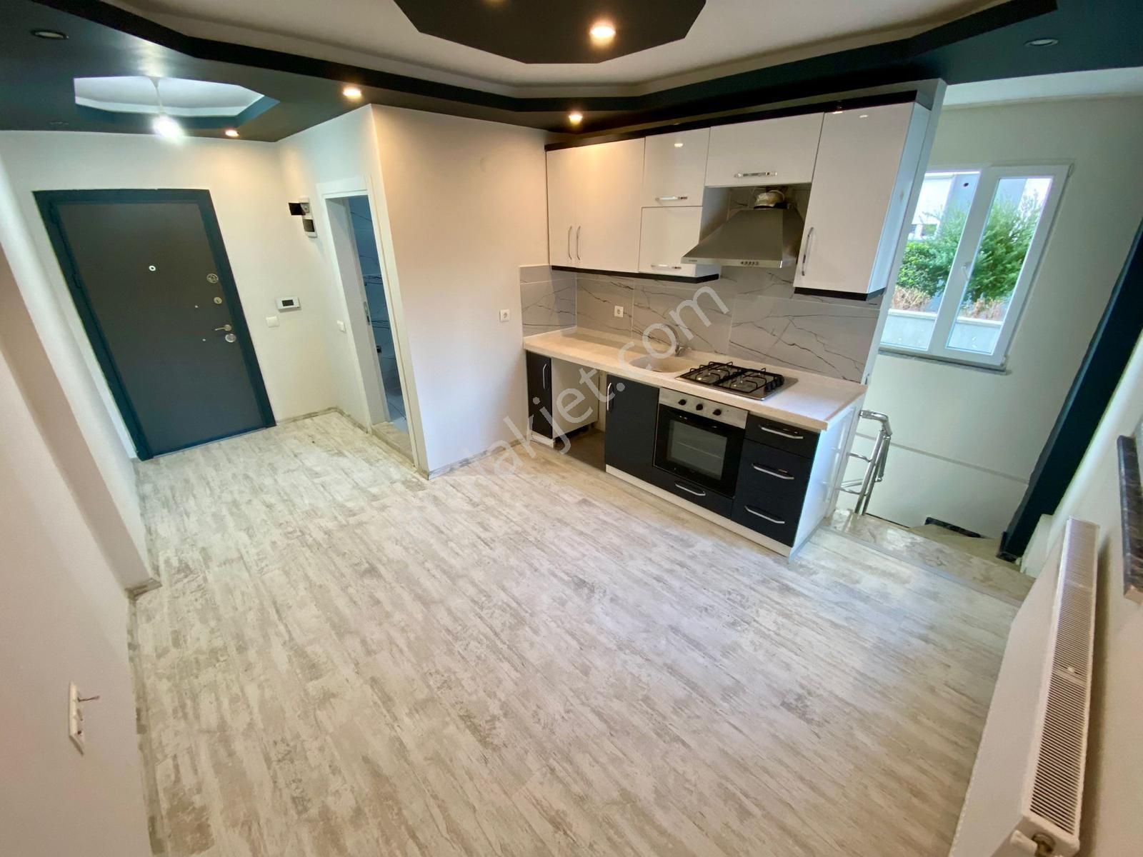 Yükselden Akçay Zeytinlide Ultra Lüx Satılık Kaçmaz Fırsat 3+1 Dublex