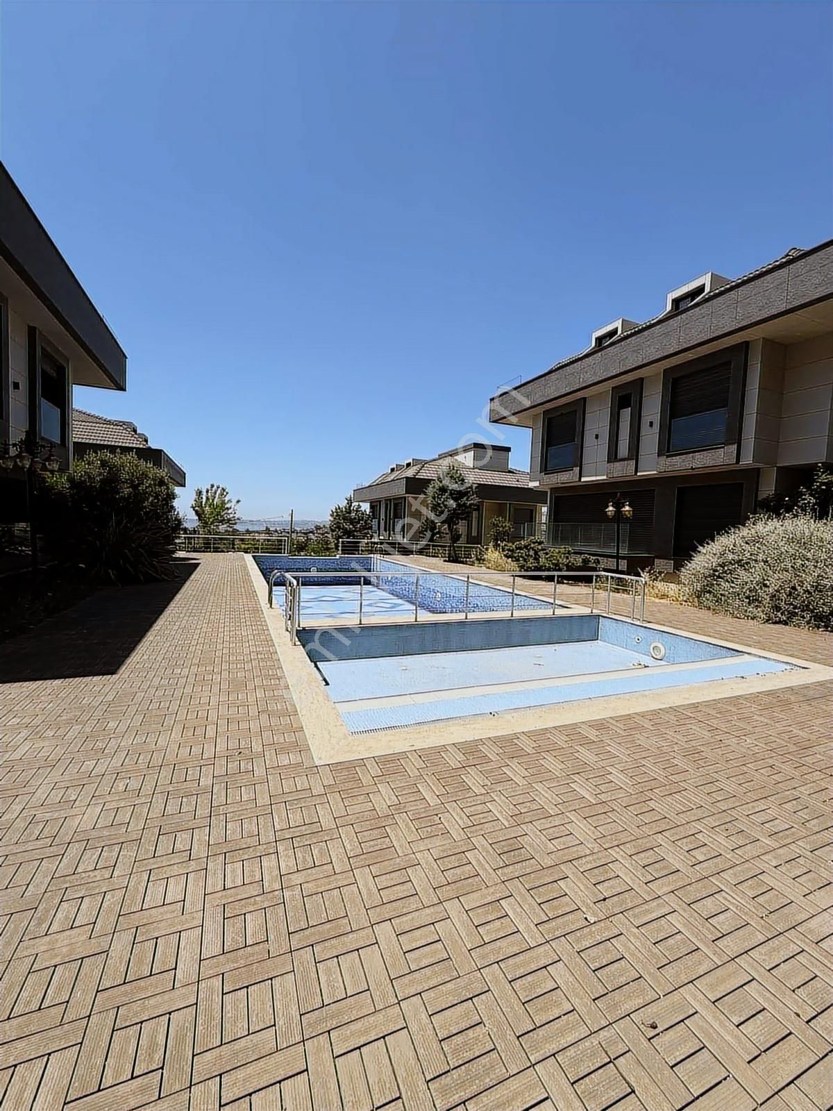 Gürpınar Dereağzı Sıfır Eşyalı Villalar - Görsel 32