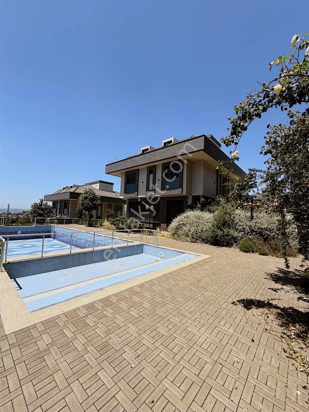 Gürpınar Dereağzı Sıfır Eşyalı Villalar - Görsel 10