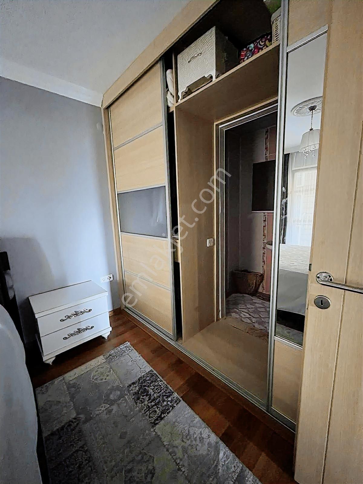 Fi Yaka Sitesinde Satılık Temiz Arakat - Görsel 3