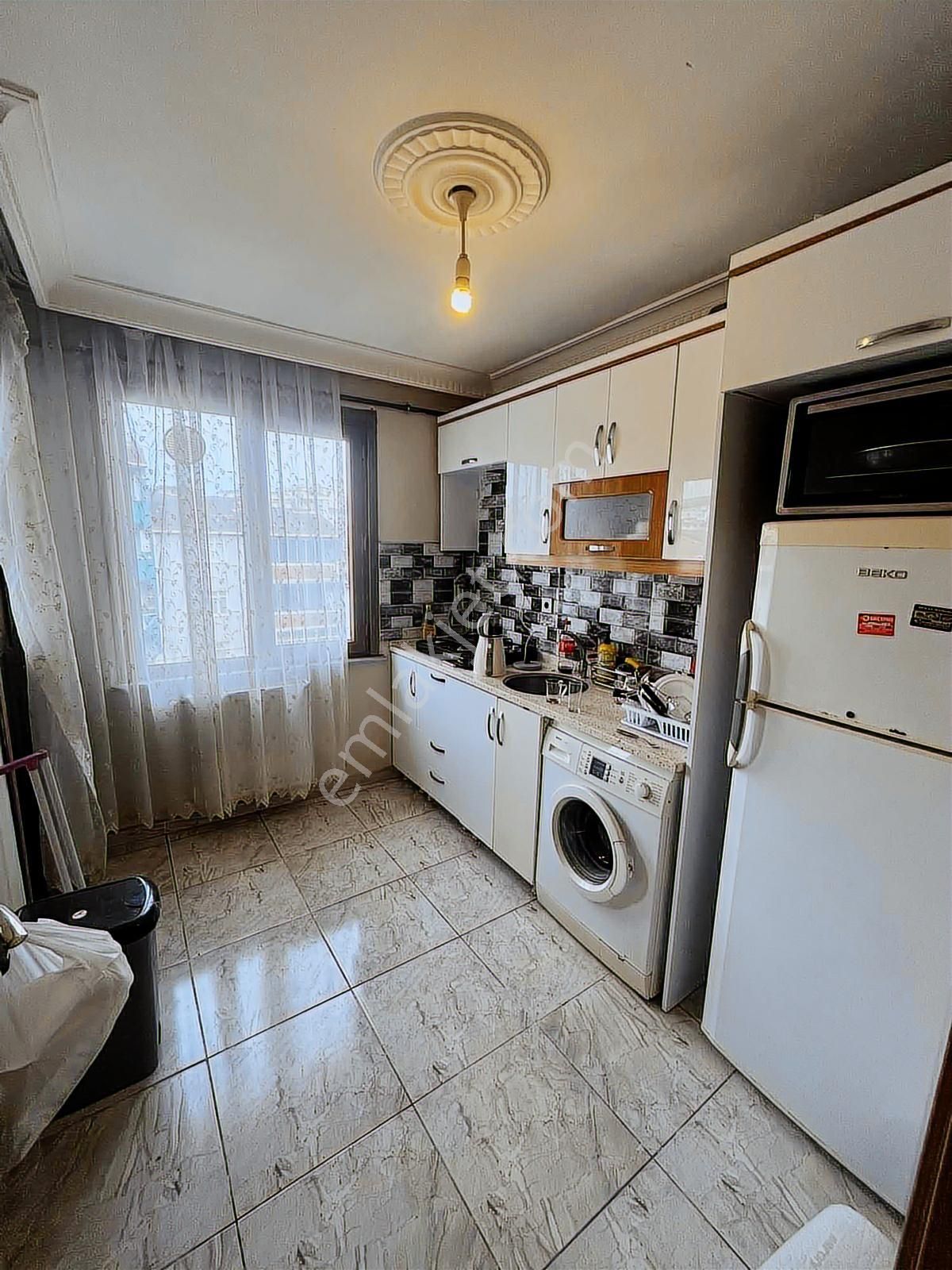 Esenyurt Yeşilkent Mahallesi Arakat Balkonlu - Görsel 4