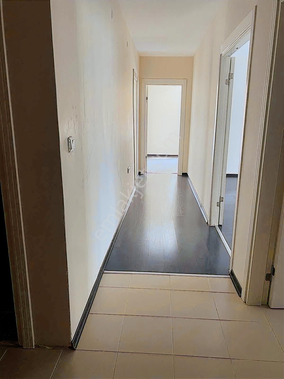 Gül World Yaptı Yapacagını Ön Cephe Yüksek Giriş Bahçeden Uygun - Görsel 11