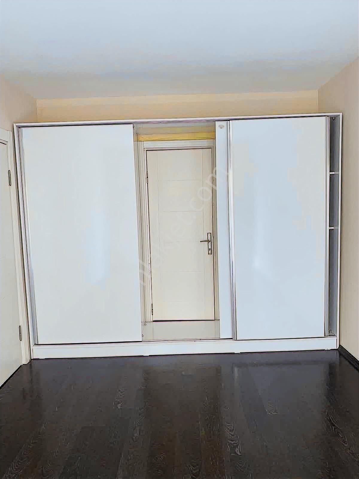 Gül World Yaptı Yapacagını Ön Cephe Yüksek Giriş Bahçeden Uygun - Görsel 9