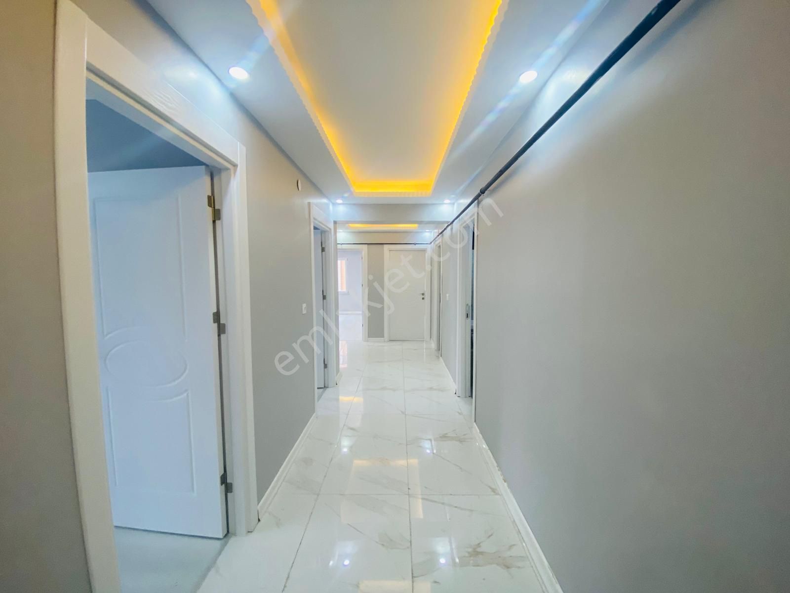 Güven'den Kapaklı'da Yerden Isıtmalı Caddeye Yakın Geniş 3+1 Ev - Görsel 28