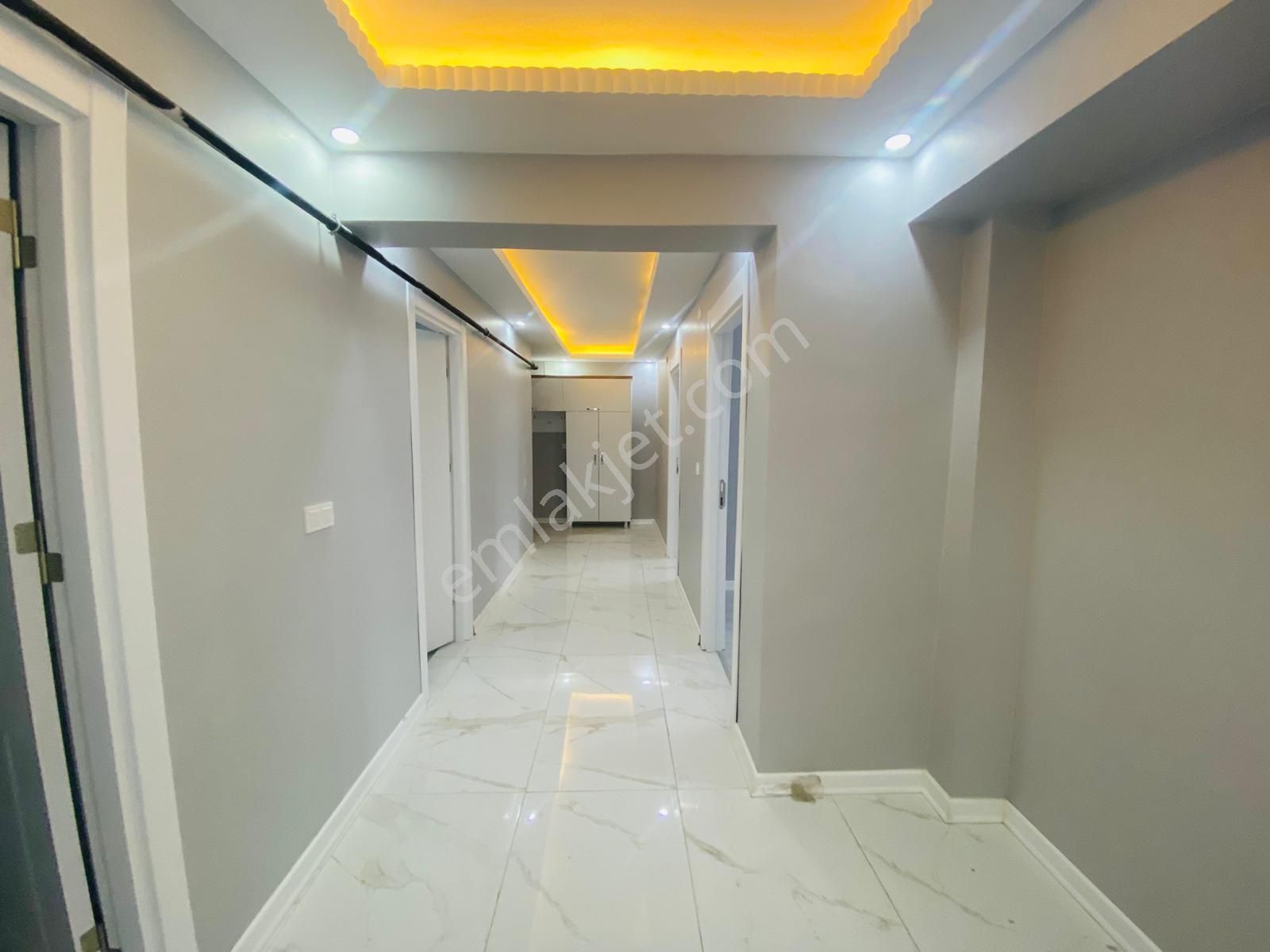 Güven'den Kapaklı'da Yerden Isıtmalı Caddeye Yakın Geniş 3+1 Ev - Görsel 29