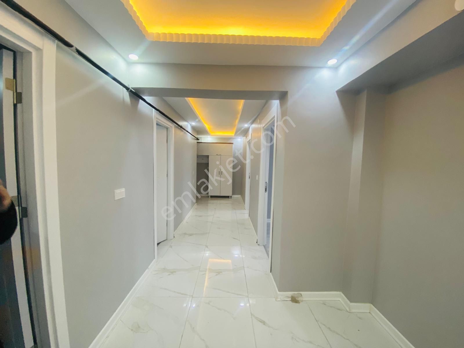 Güven'den Kapaklı'da Yerden Isıtmalı Caddeye Yakın Geniş 3+1 Ev - Görsel 26