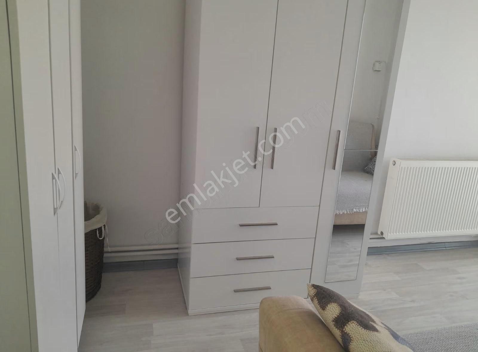 Bostanlı Merkezde Sahile Çok Yakın - Görsel 12