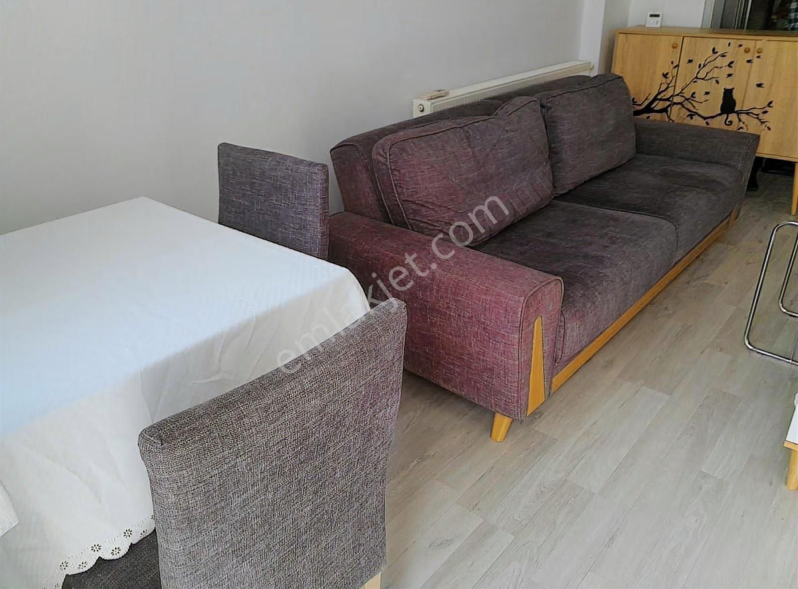 Bostanlı Merkezde Sahile Çok Yakın - Görsel 11