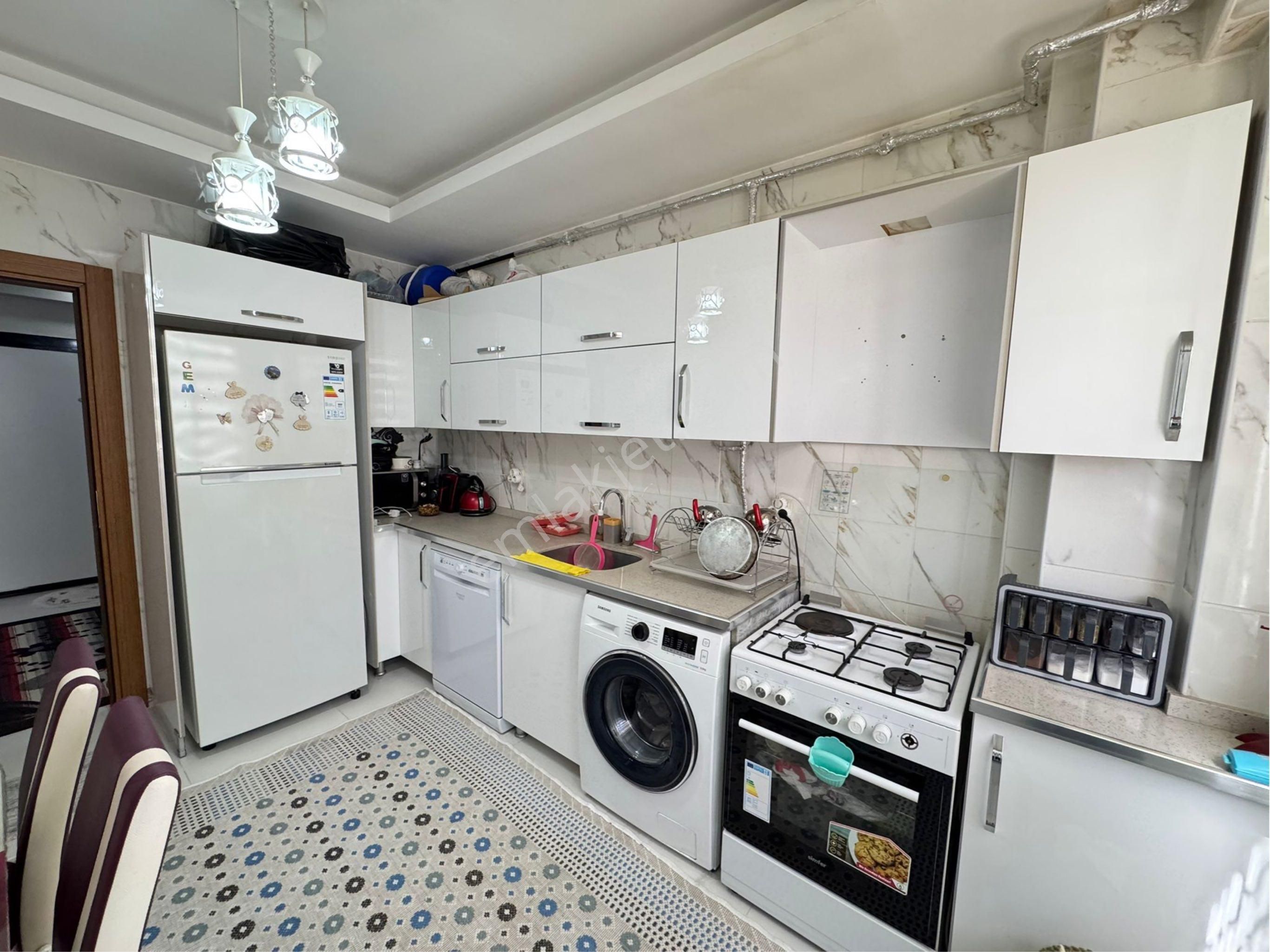 Cadde Seyrandan Satlık 3+1 Ara Kat Cepe Ful Acık - Görsel 21