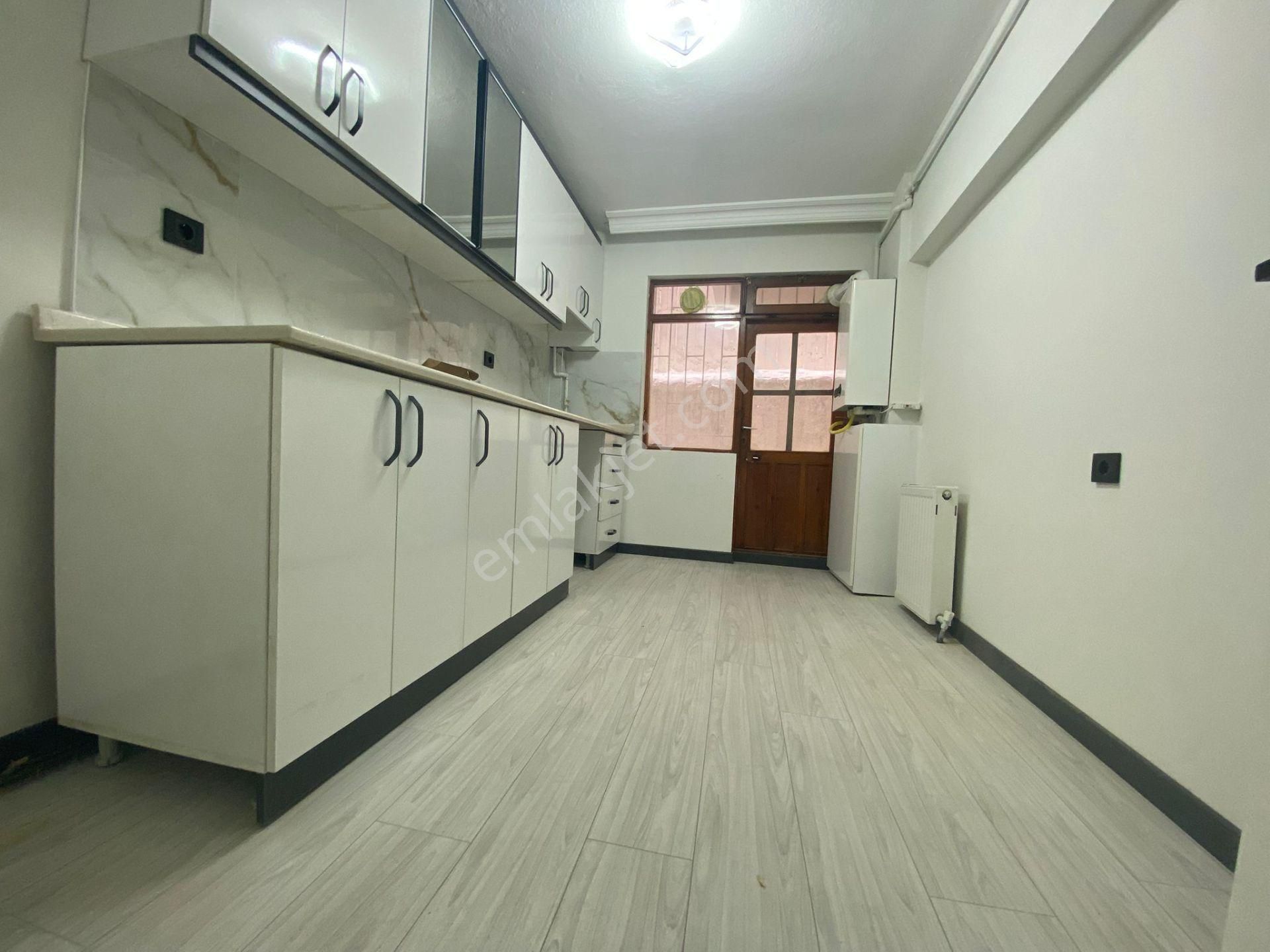 Bahçeli Lüks 3+1 **çiçekli Mahalesinde * Fırsat Daire - Görsel 3