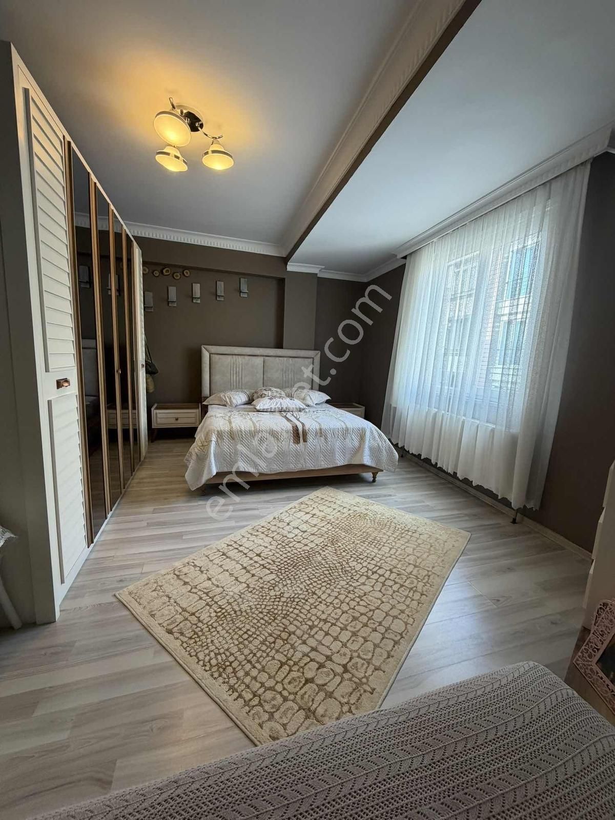 Aşiret Paket Vanlılara Özel 165 M2 Merkezi Konum - Görsel 9