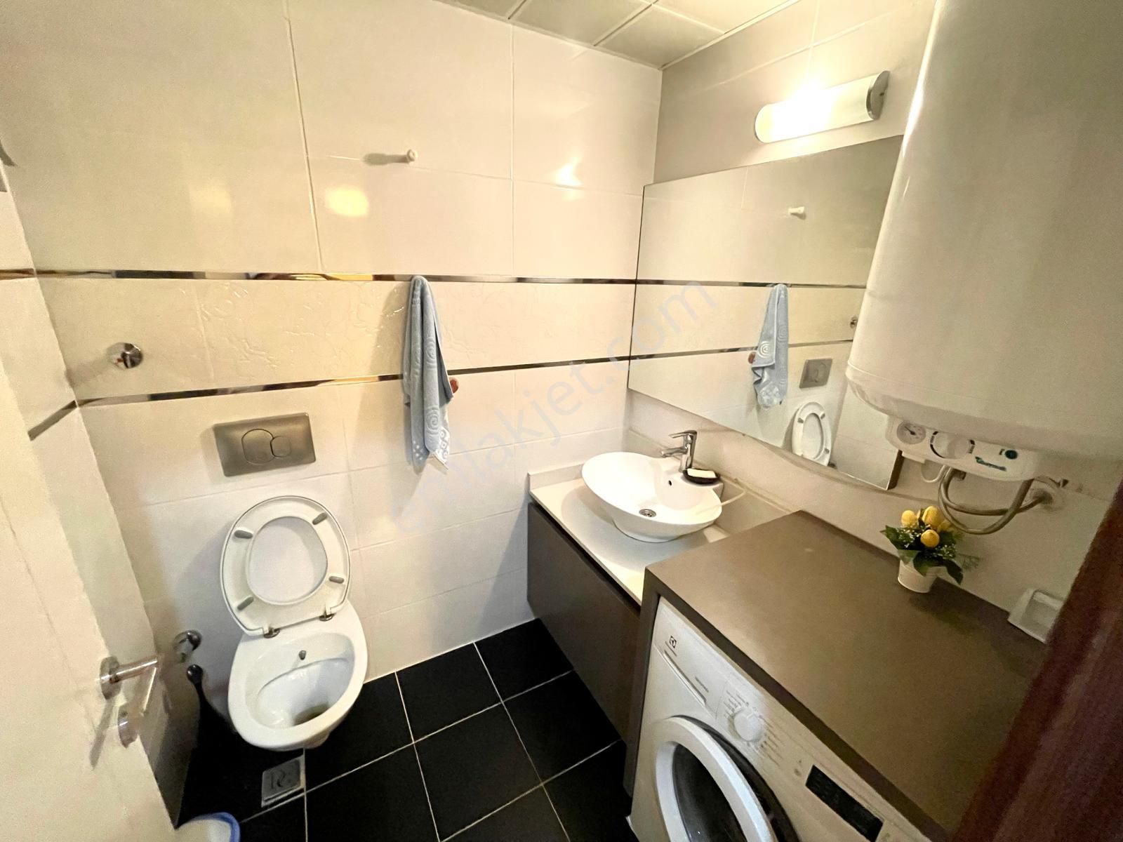 Liman 'da Arakatta Havuz Manzaralı Şık 1+1 - Görsel 10