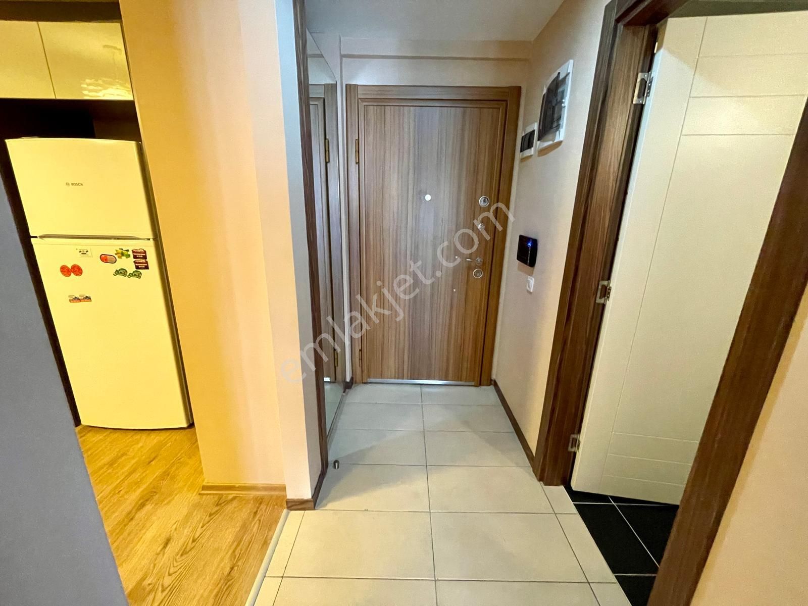 Liman 'da Arakatta Havuz Manzaralı Şık 1+1 - Görsel 12