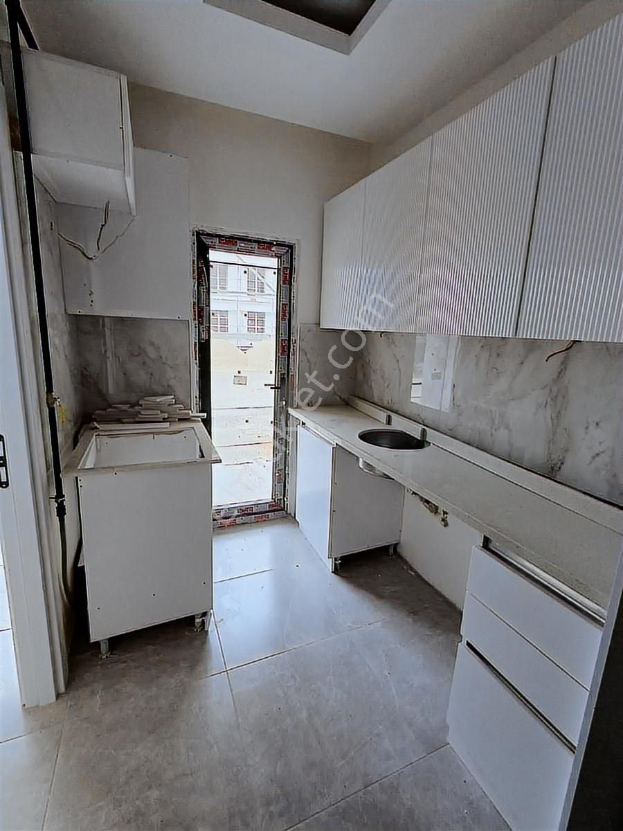 Havaalanı Yakını Bağımsız Mutfaklı Satılık 1+1
