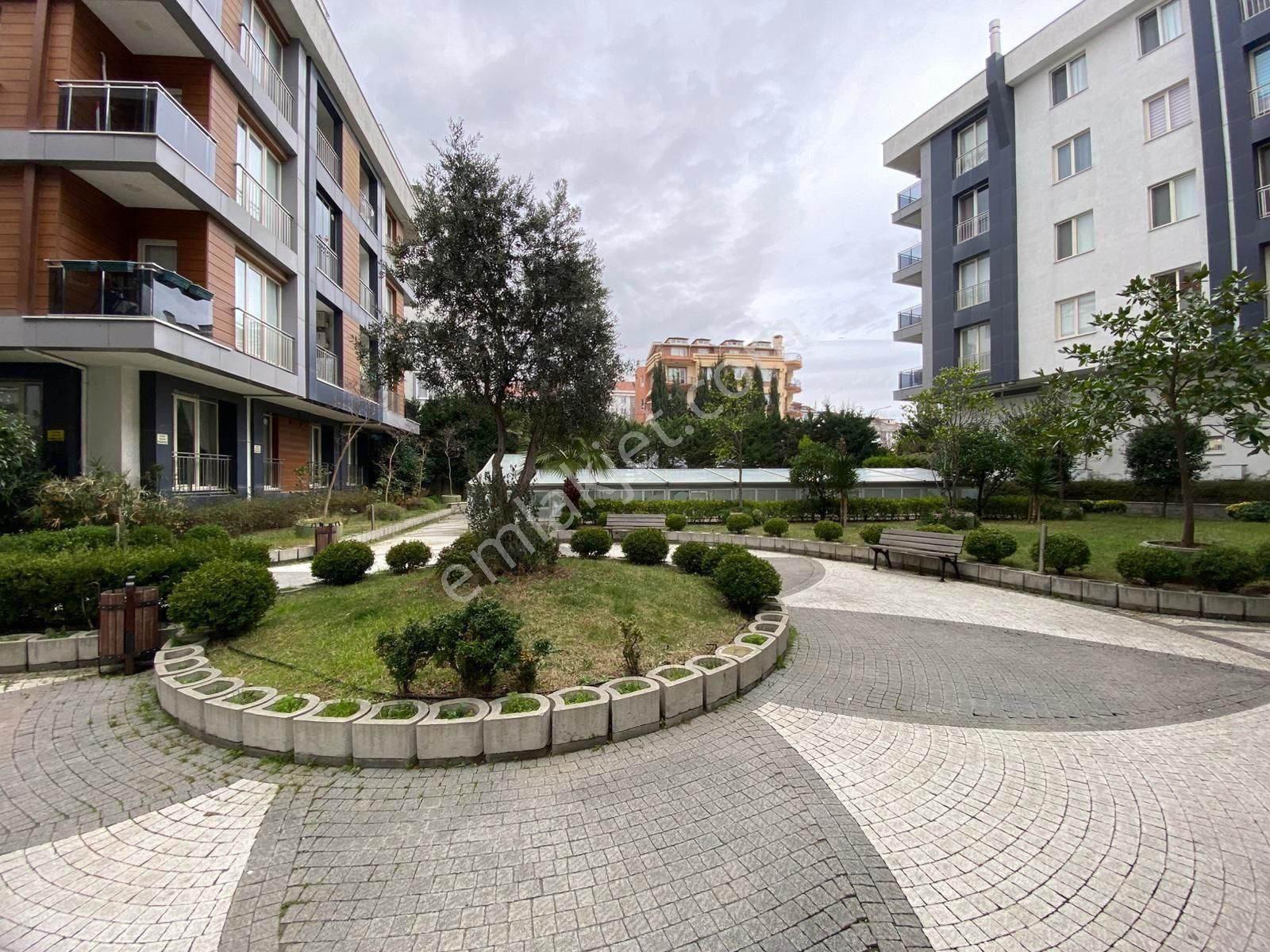 Beylikdüzü Yasemin Evlerinde Eşyalı Satılık 2+1 Daire - Görsel 6