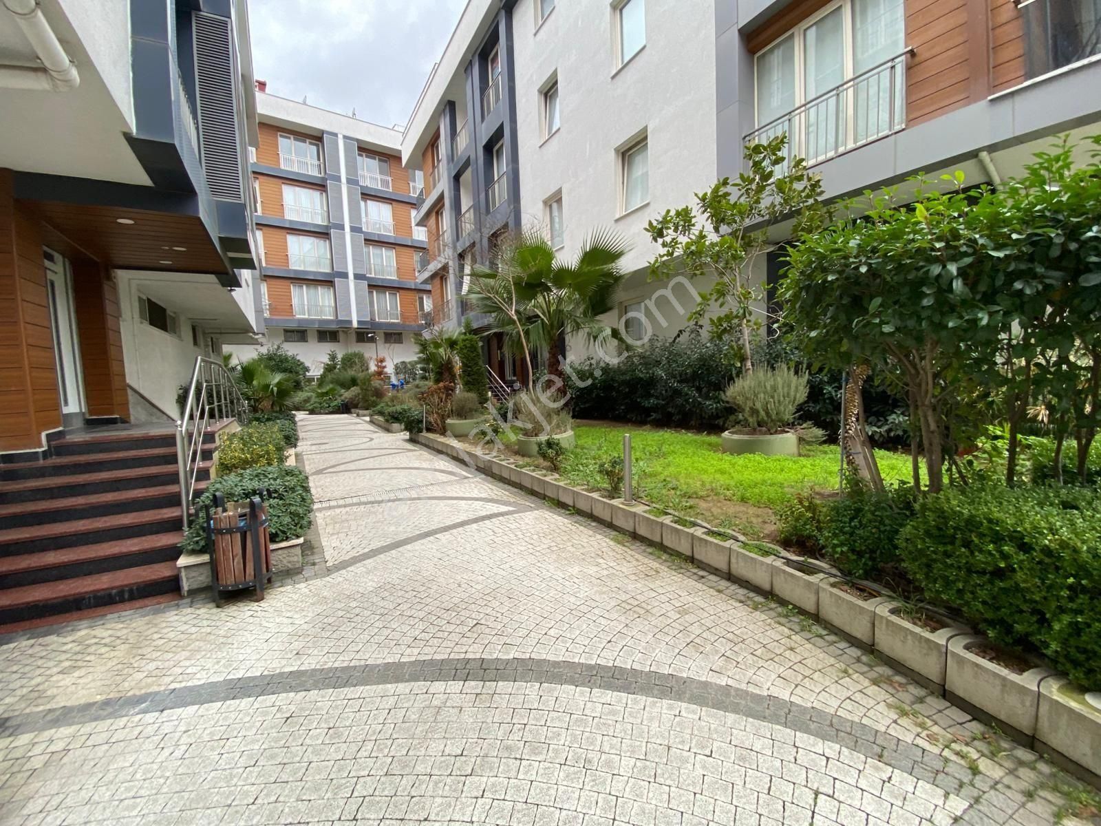 Beylikdüzü Yasemin Evlerinde Eşyalı Satılık 2+1 Daire - Görsel 11