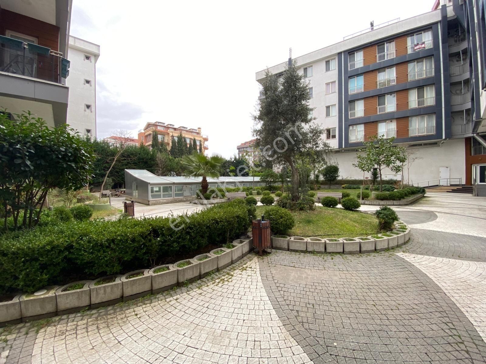 Beylikdüzü Yasemin Evlerinde Eşyalı Satılık 2+1 Daire - Görsel 8