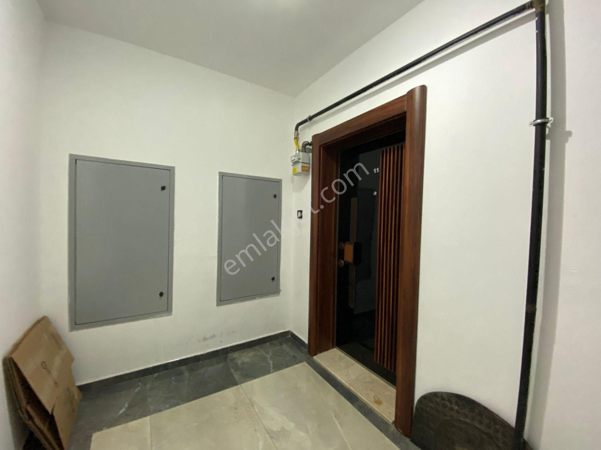 Nasip Ten Site İçersinde Teras Balkonlu Çift Banyolu 4+1 Kiralık - Görsel 35