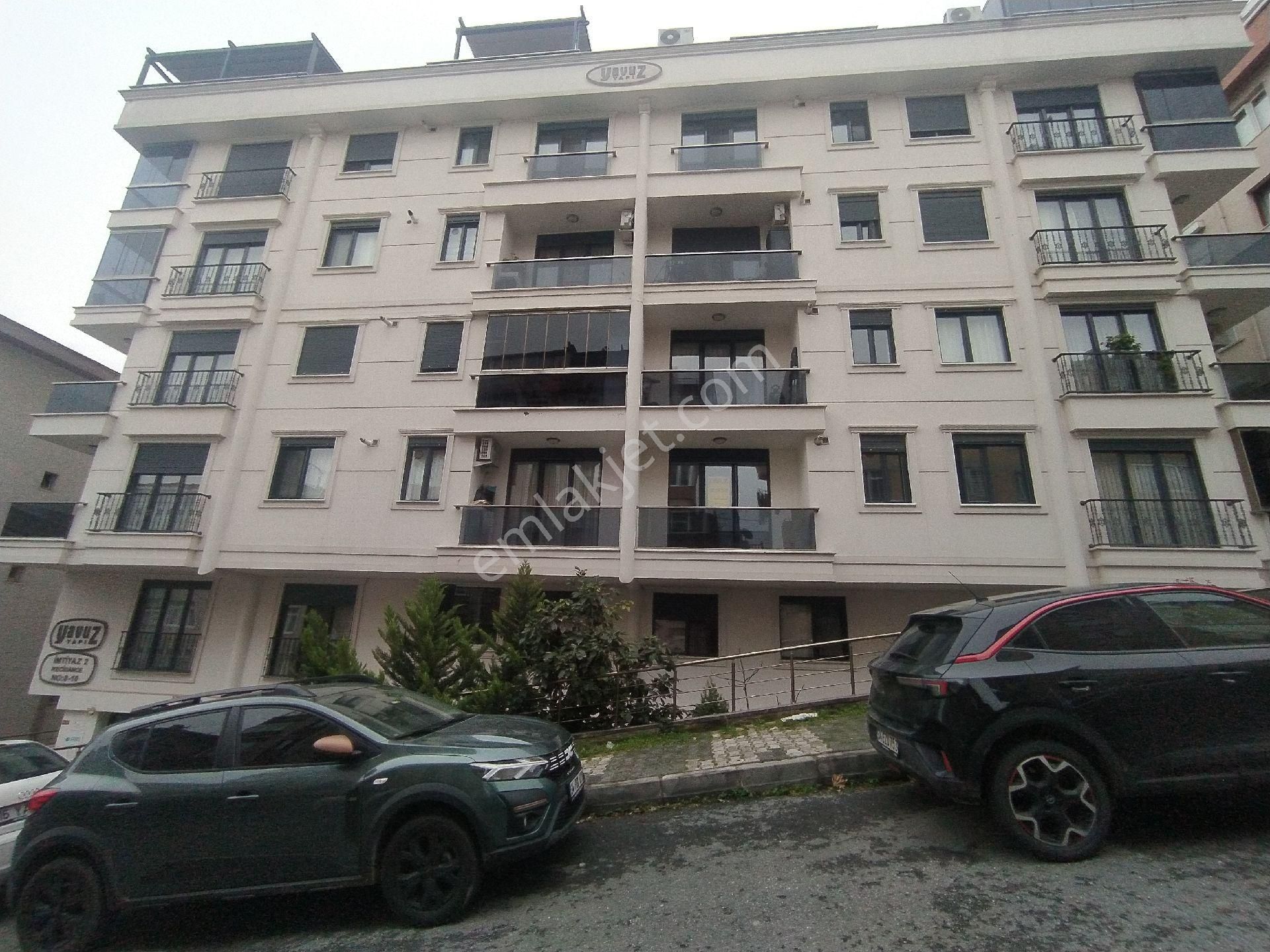 Plusofis Emlak Küçükyalı Çınar Kiralık Daire