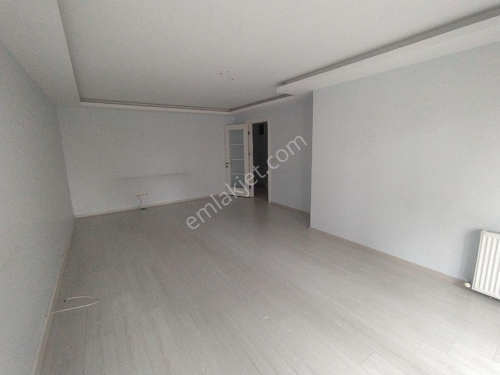 Plusofis Emlak Küçükyalı Çınar Kiralık Daire - Görsel 3