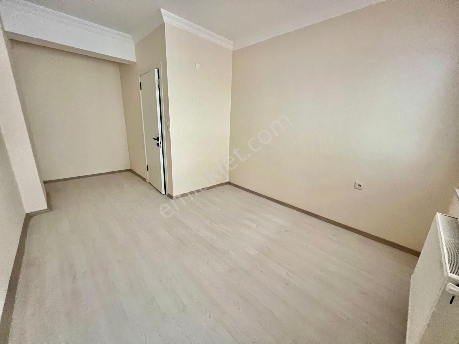 İmren Gayrimenkulden Satılık Tevfikbey Medipol Altı 2+1 78 M2 Bahçeli Düz Giriş - Görsel 12