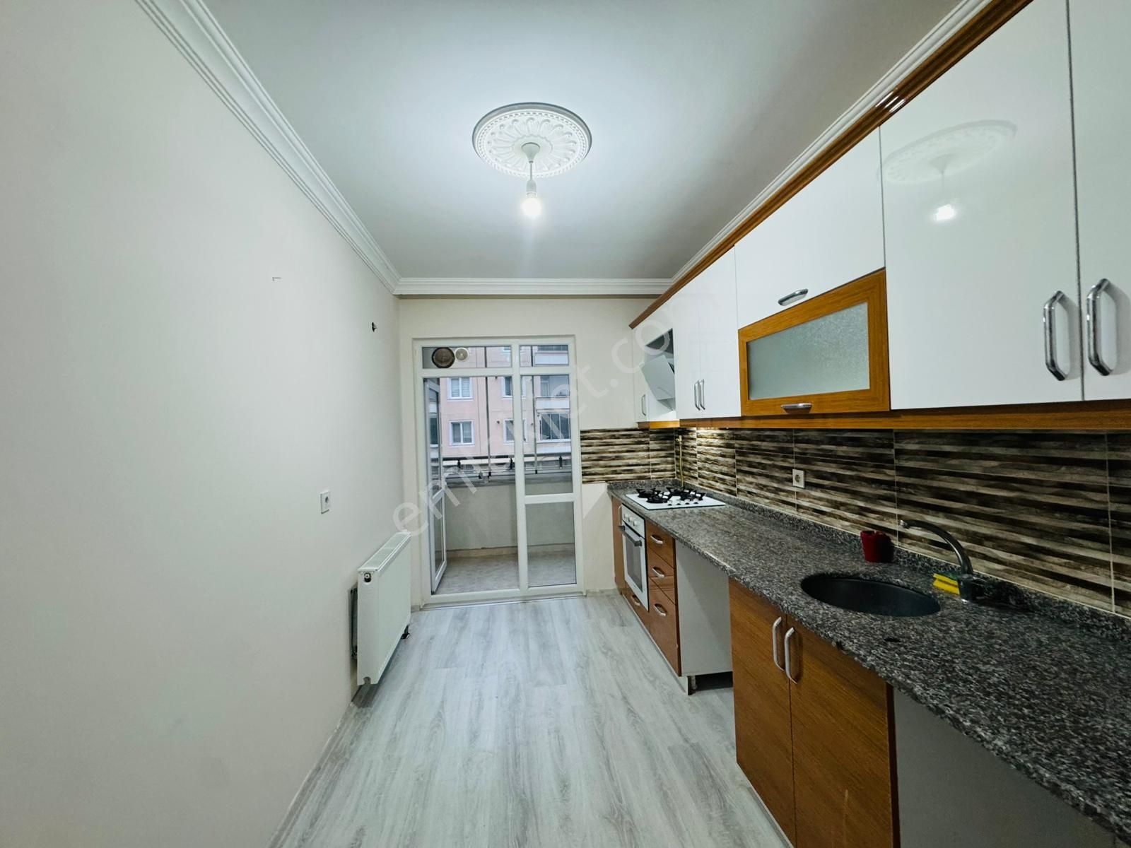 Merpa İnşaat'tan *** Fatih Mah'de/ İskanlı/ Çift Cam Balkon / Arakat 2+1 Daire - Görsel 13