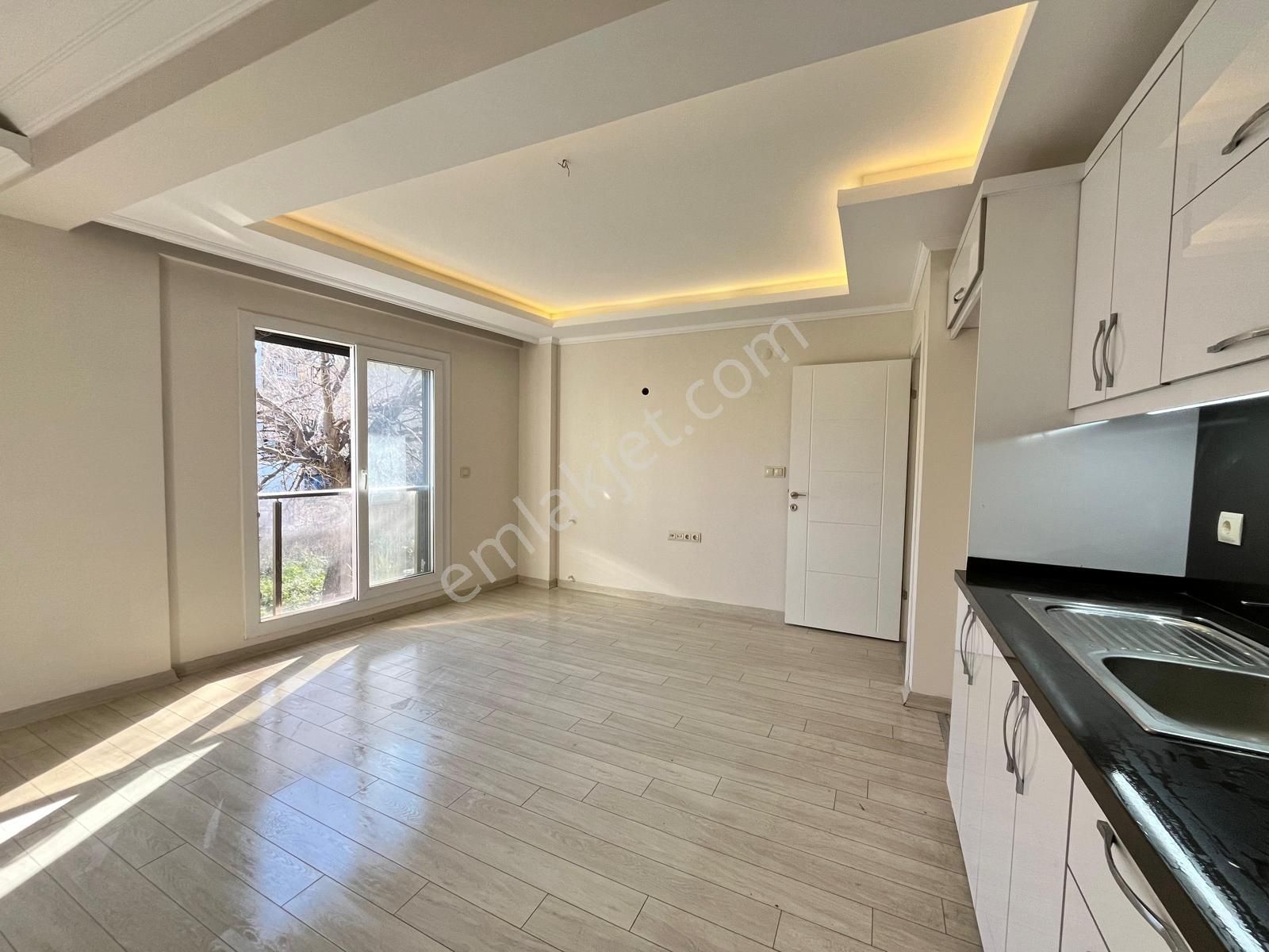 Seferihisar Hıdırlık'ta Ferah Satılık Daire