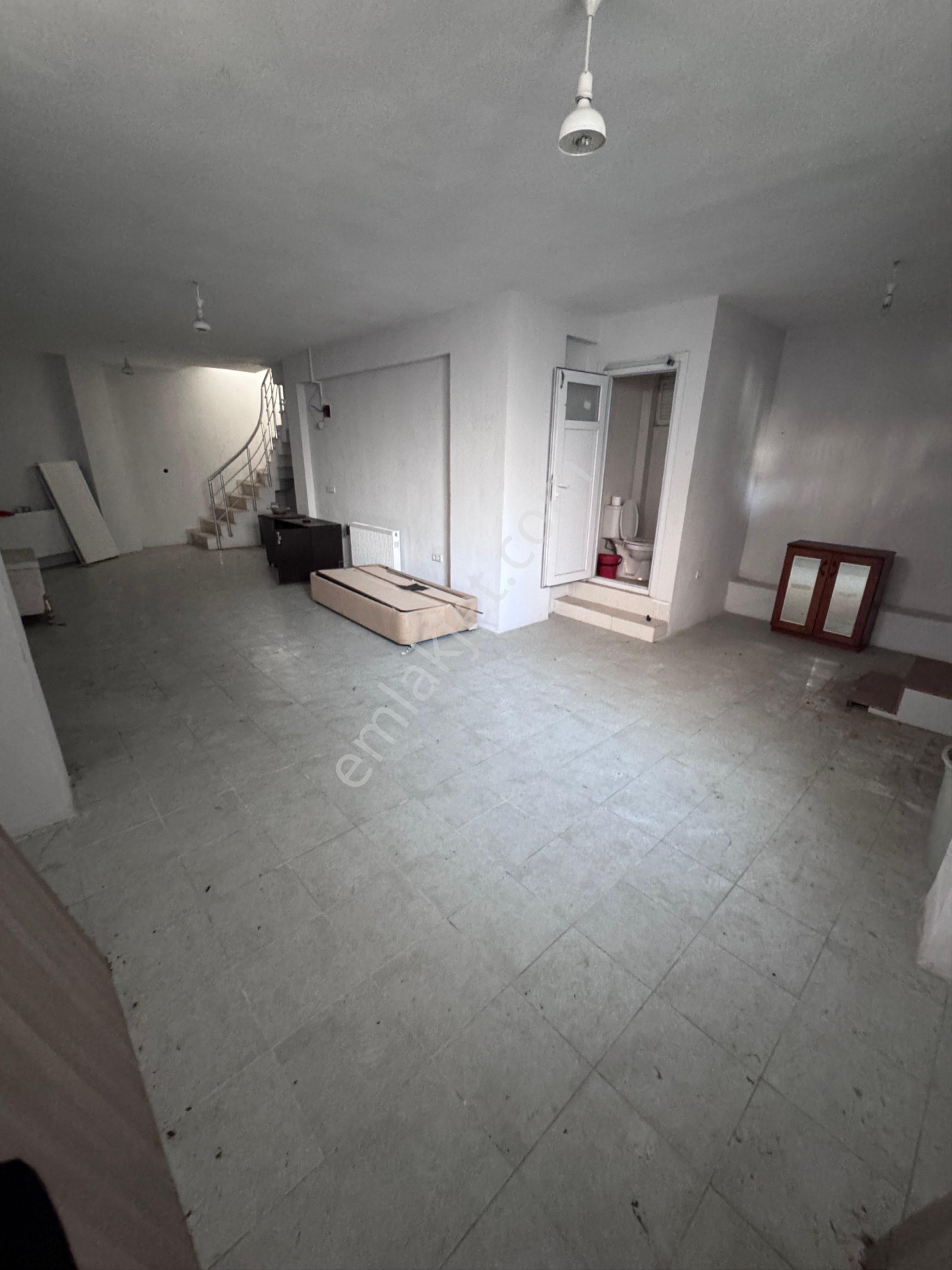 Bulut Beta Emlak’tan İnönü Mah Sultangazi Cad 3.parsel Geniş Dükkan - Görsel 18