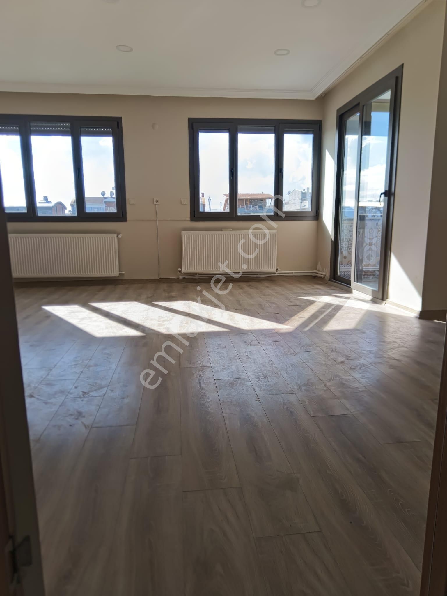 Menderes Turyap'tan Barbaros Mh. 2+1 Bakımlı Kiralık Daire - Görsel 35