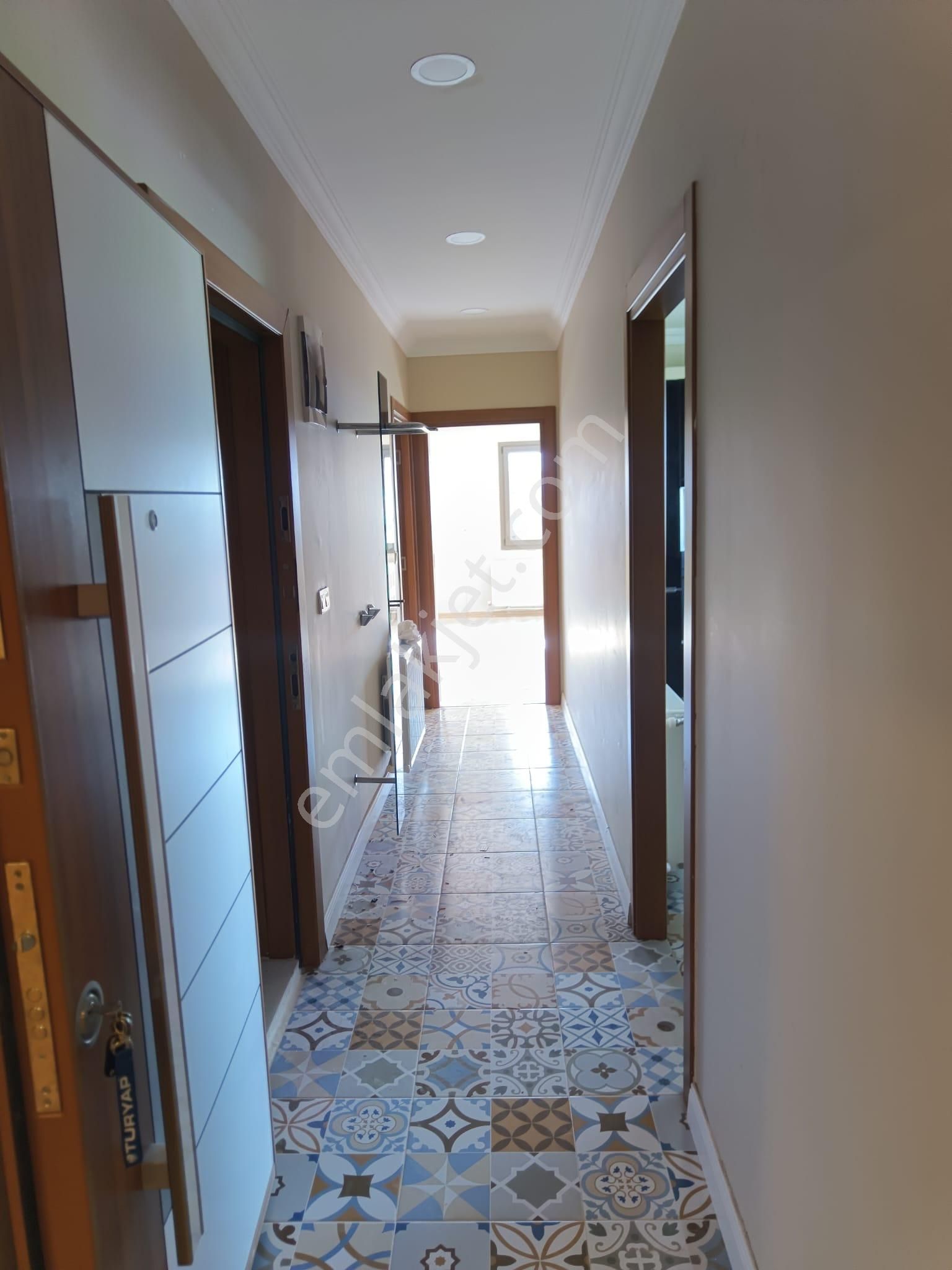 Menderes Turyap'tan Barbaros Mh. 2+1 Bakımlı Kiralık Daire - Görsel 20