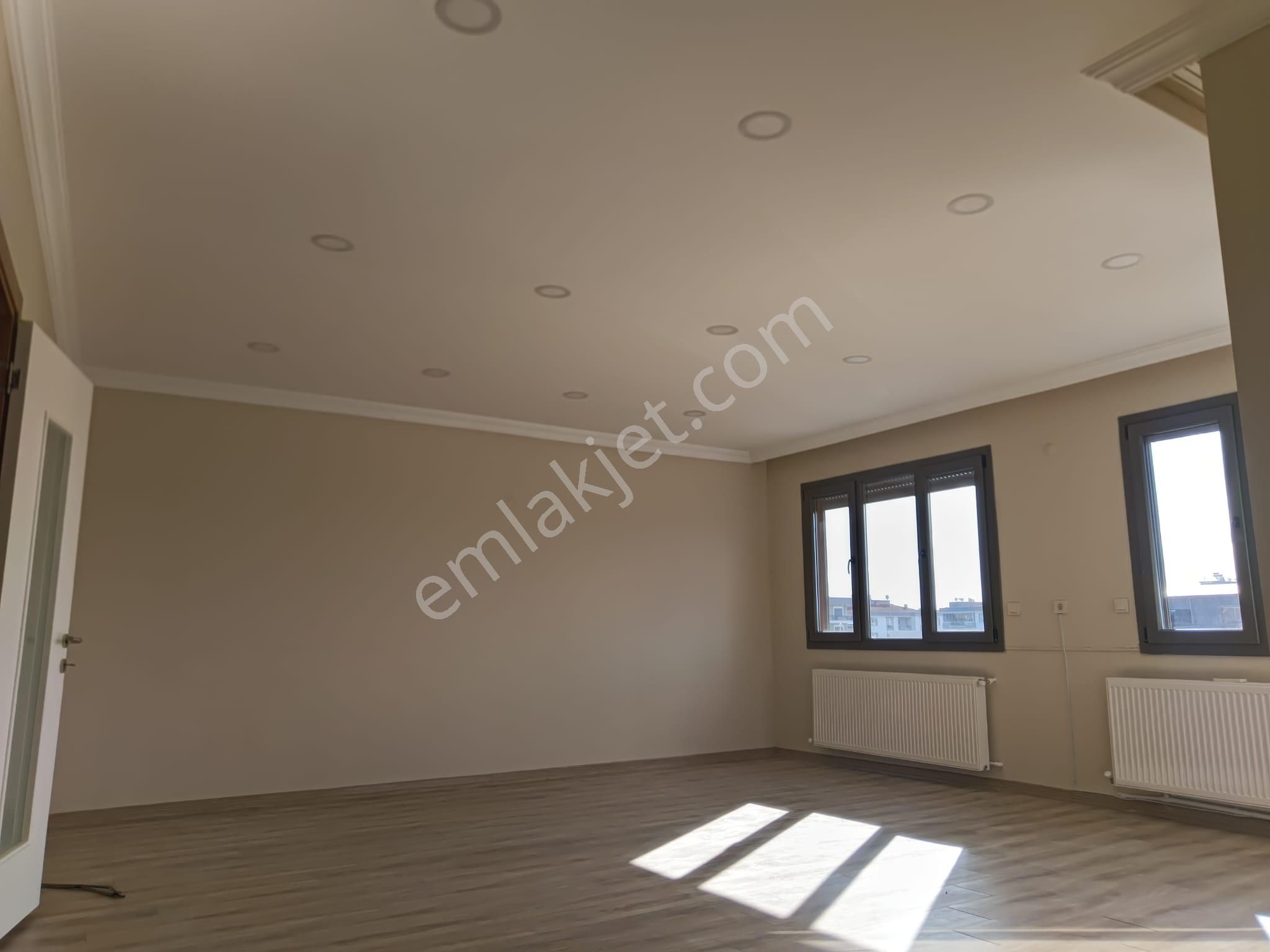 Menderes Turyap'tan Barbaros Mh. 2+1 Bakımlı Kiralık Daire - Görsel 19