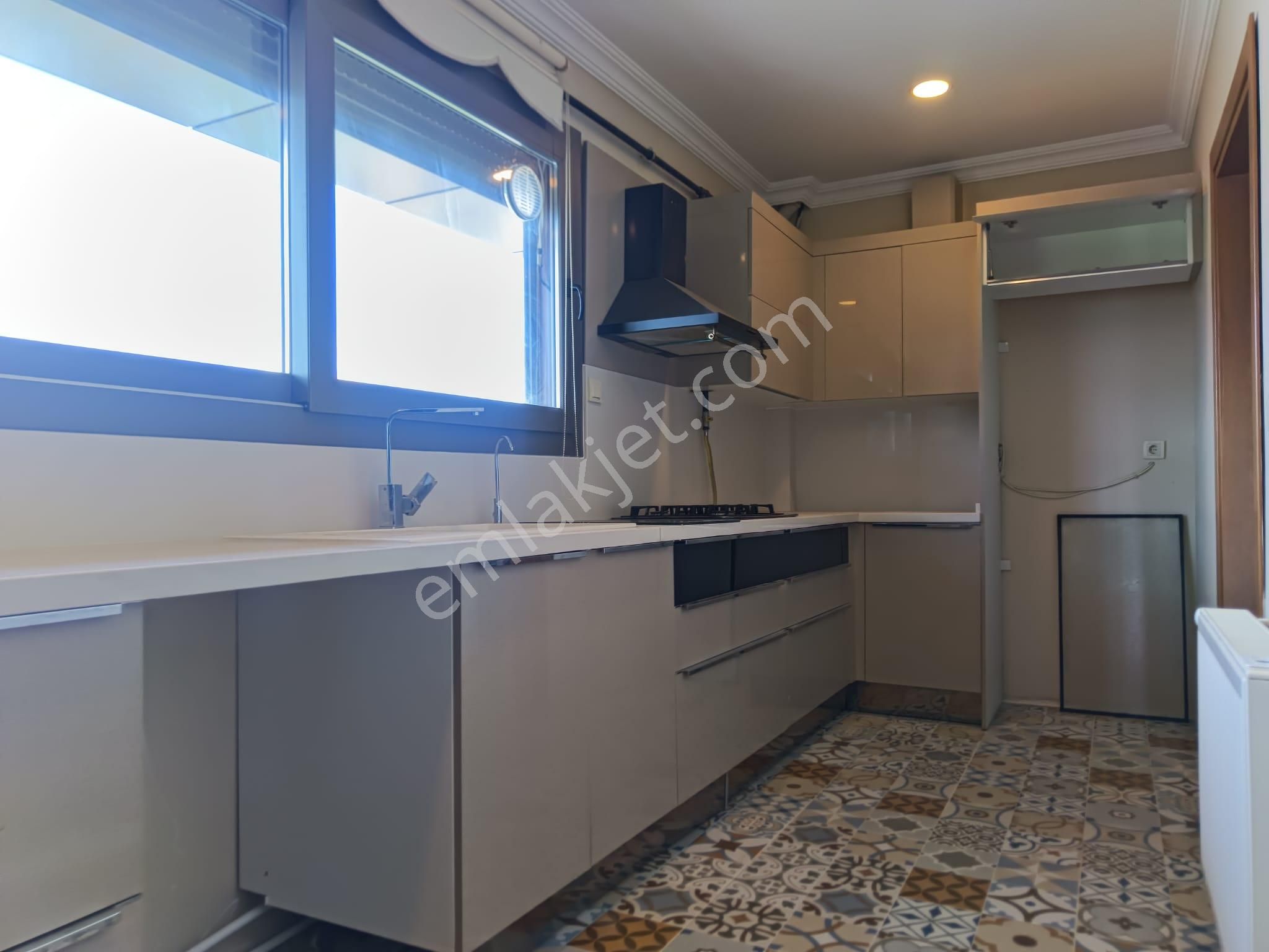 Menderes Turyap'tan Barbaros Mh. 2+1 Bakımlı Kiralık Daire - Görsel 30