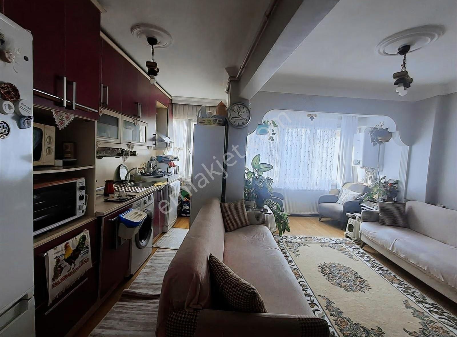 Savaş Emlak'tan Satılık 2+1 Daire - Görsel 8