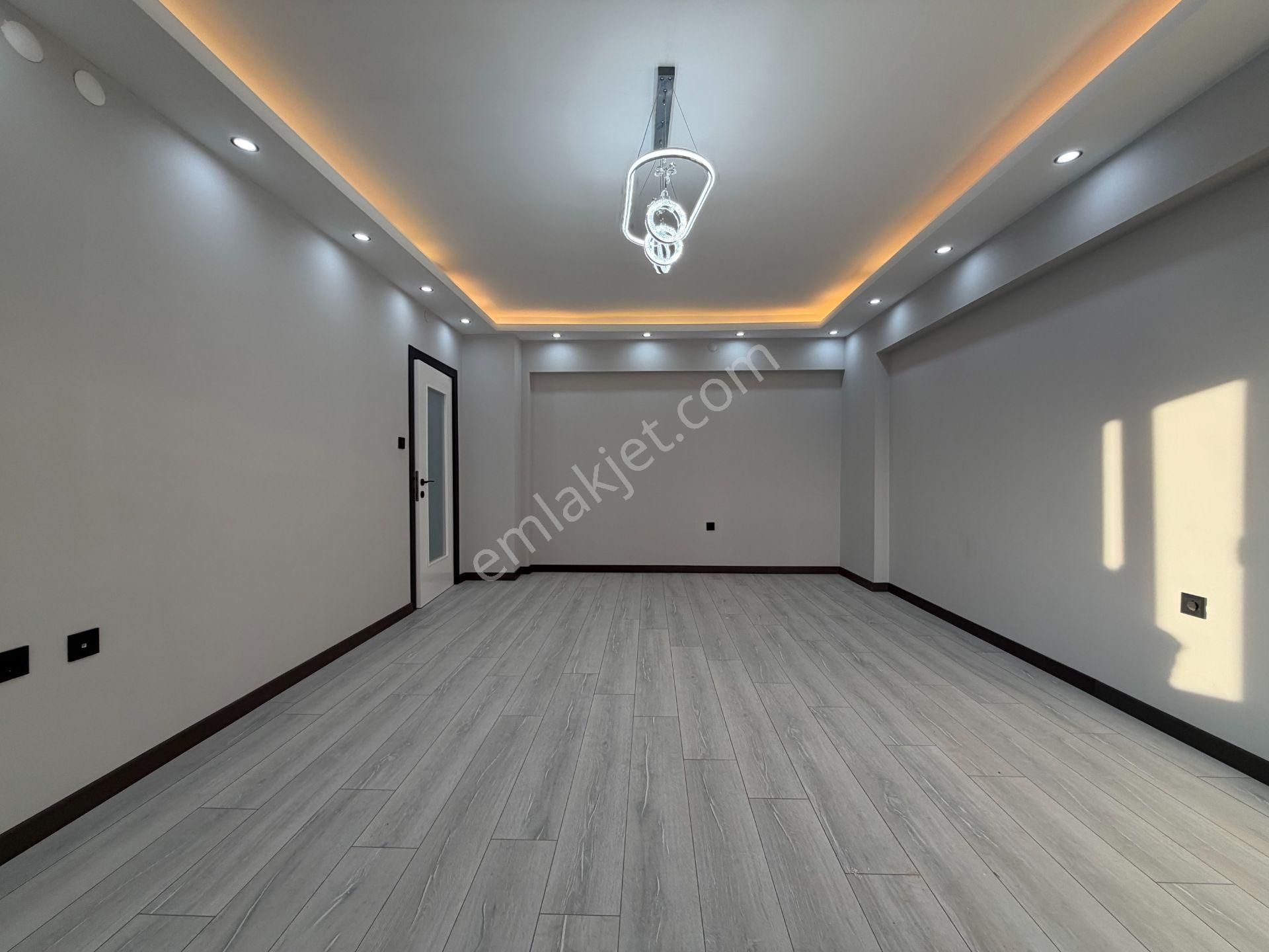 Göktaş'tan█fatih Mah.merkezi Konumda Full Yapılı 1.kat 3+1 Daire - Görsel 14