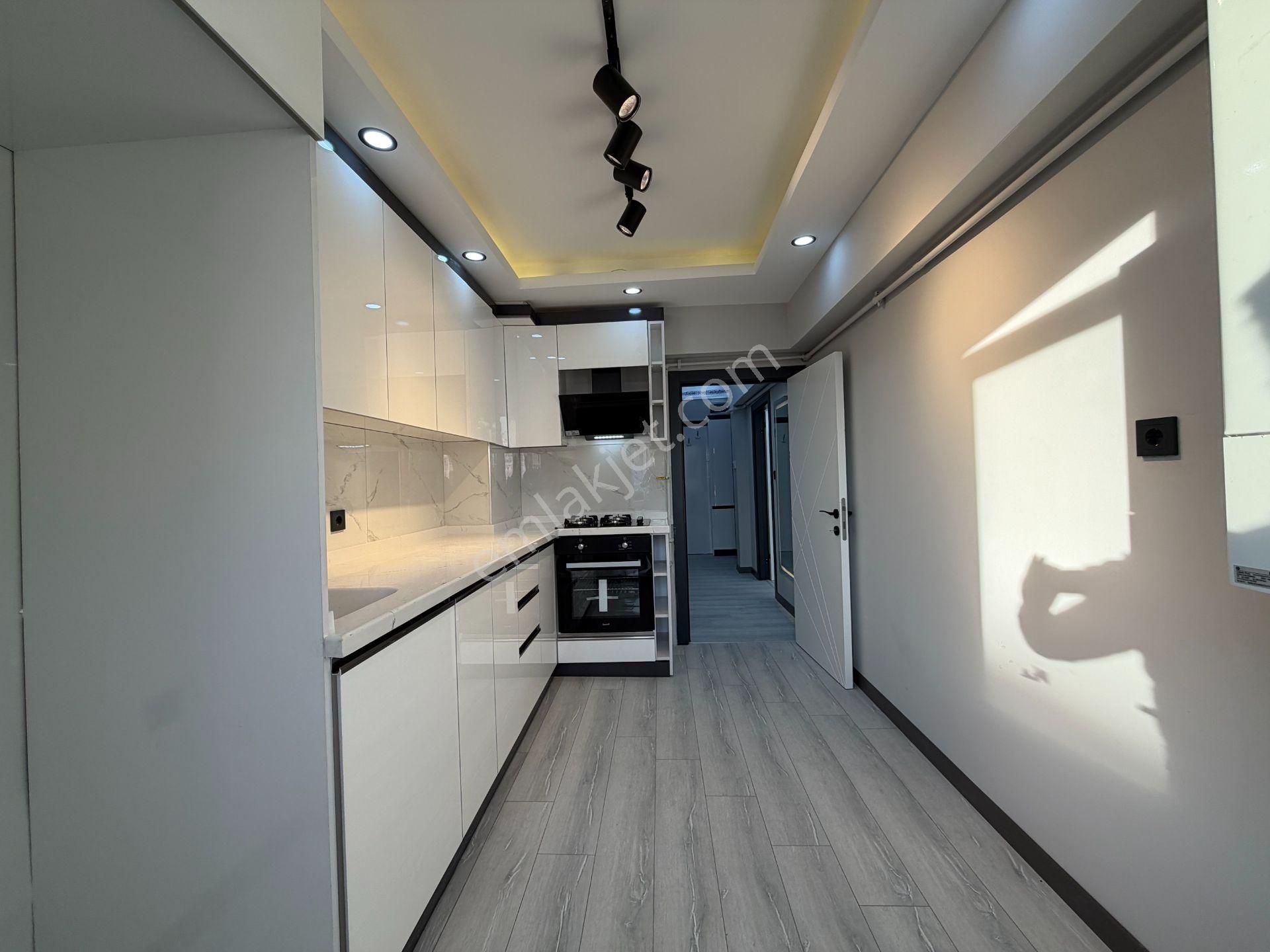 Göktaş'tan█fatih Mah.merkezi Konumda Full Yapılı 1.kat 3+1 Daire - Görsel 6