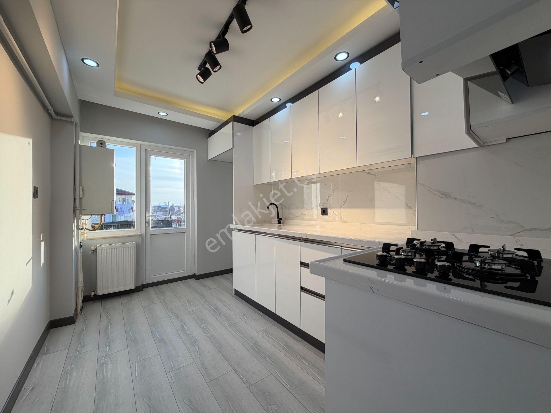 Göktaş'tan█fatih Mah.merkezi Konumda Full Yapılı 1.kat 3+1 Daire - Görsel 4