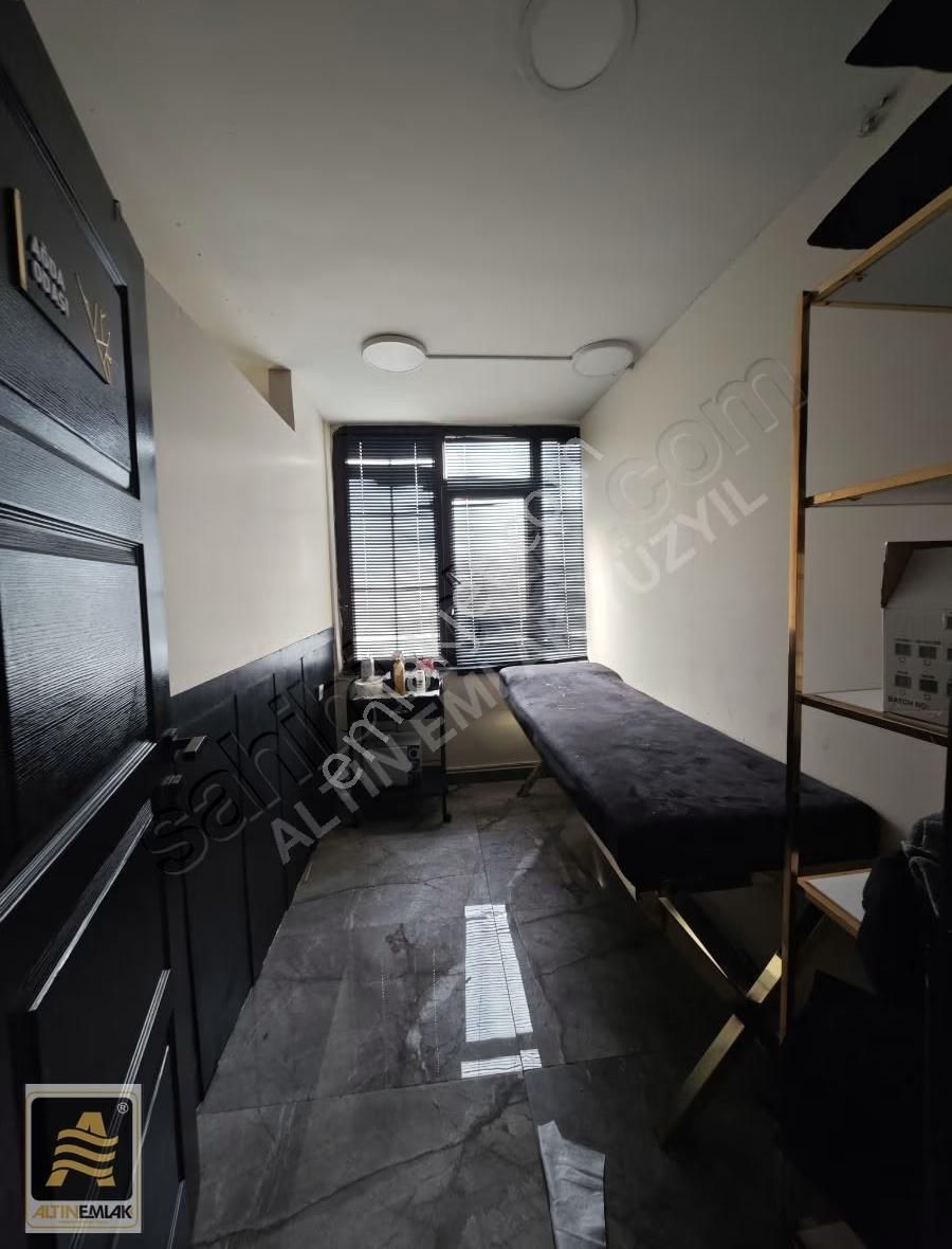 Barbaros Cd. Üzerinde Kiralık Vitrin Değeri Yüksek 2 Katl İşyeri - Görsel 3