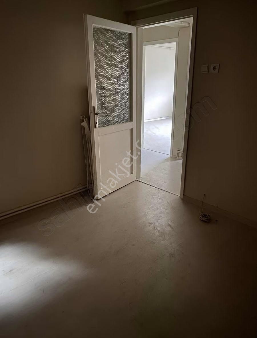 Köşegen Sokakta 2+1 Otoparklı Satılık Daire - Görsel 4